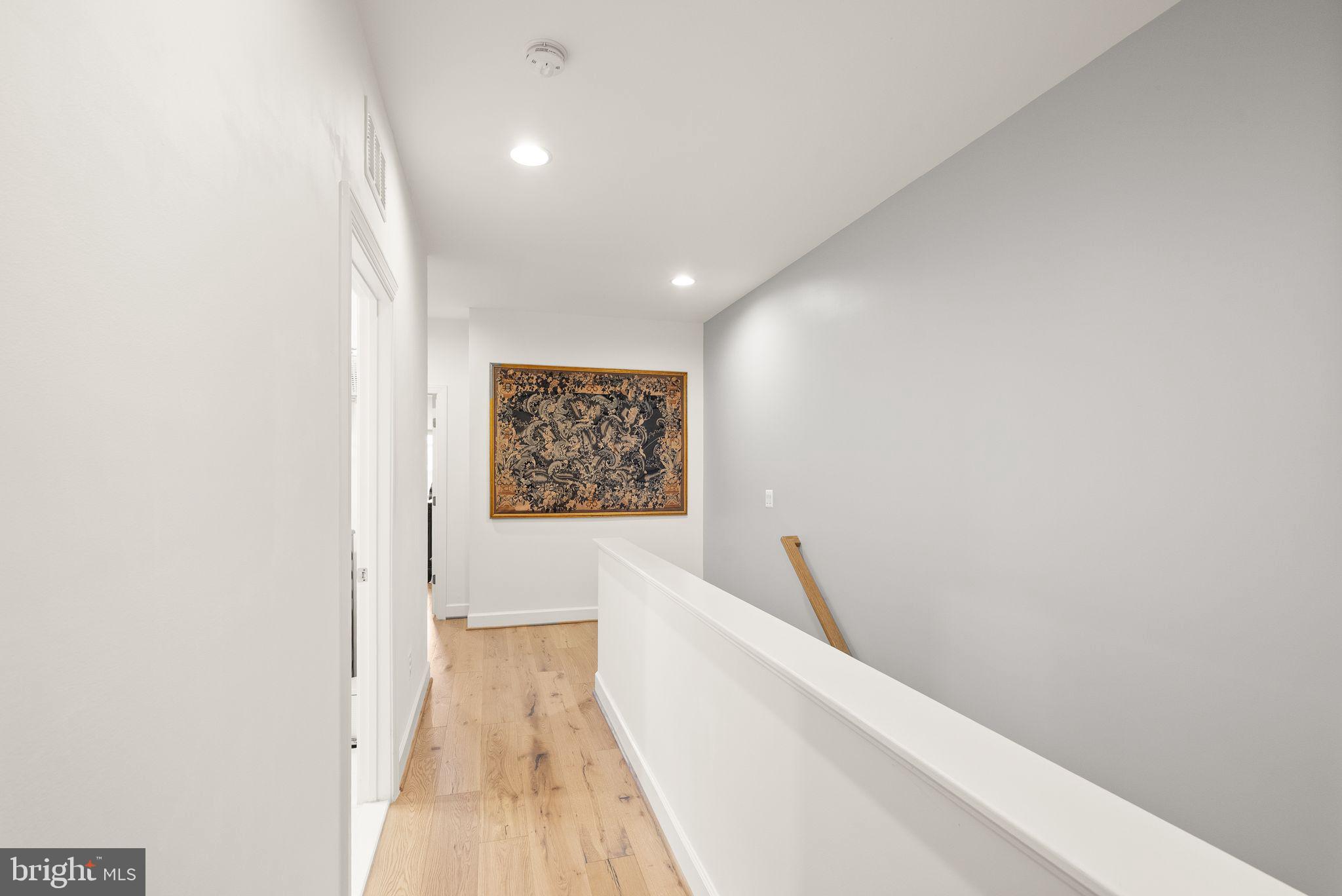 ONE LOUDOUN - Residential