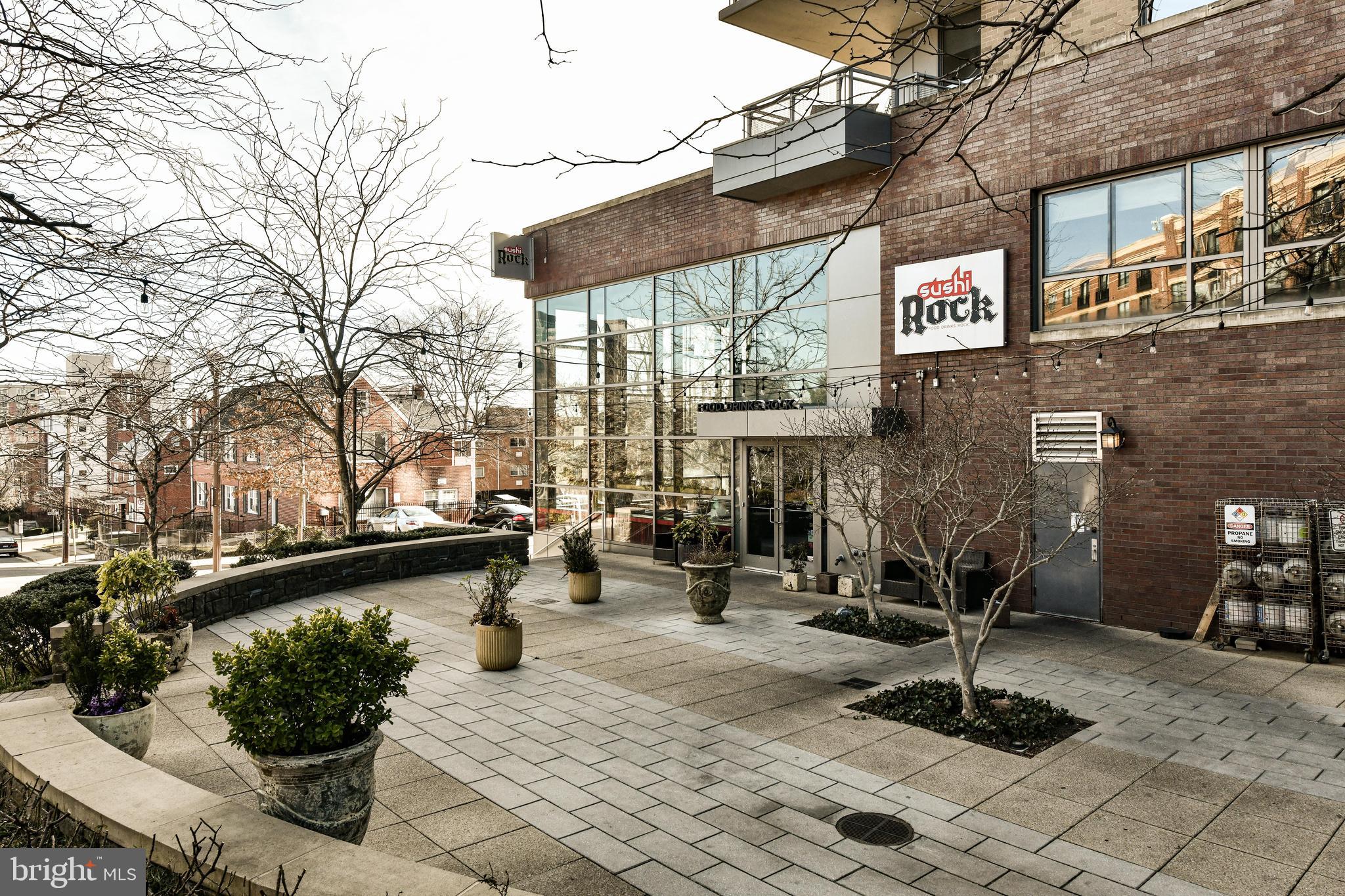 COURTHOUSE - Residential Lease