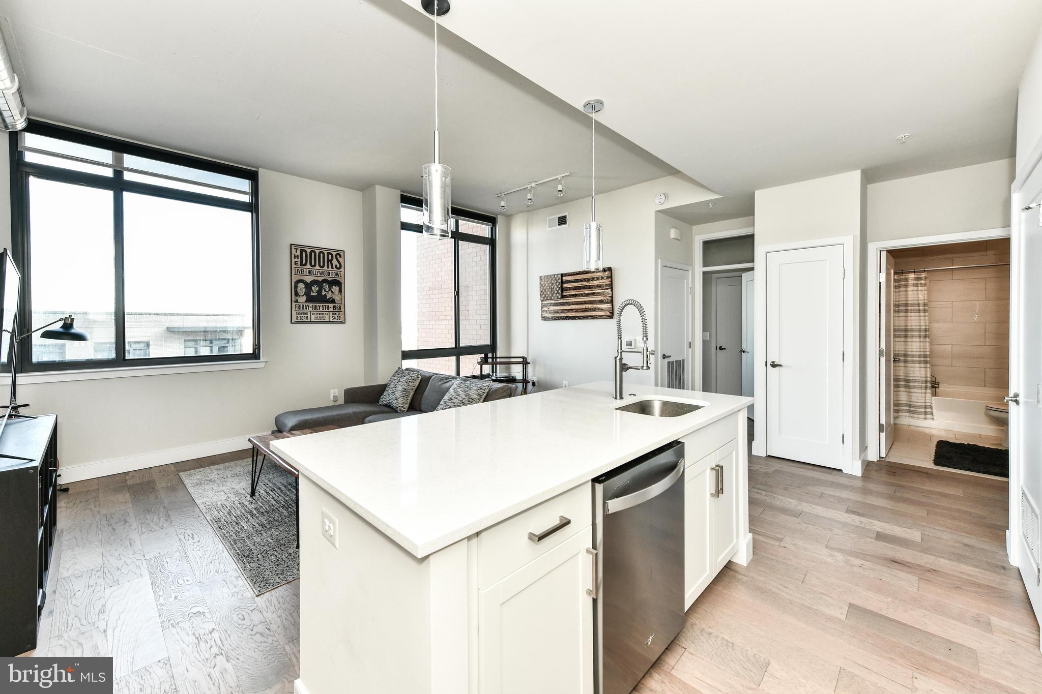 COURTHOUSE - Residential Lease