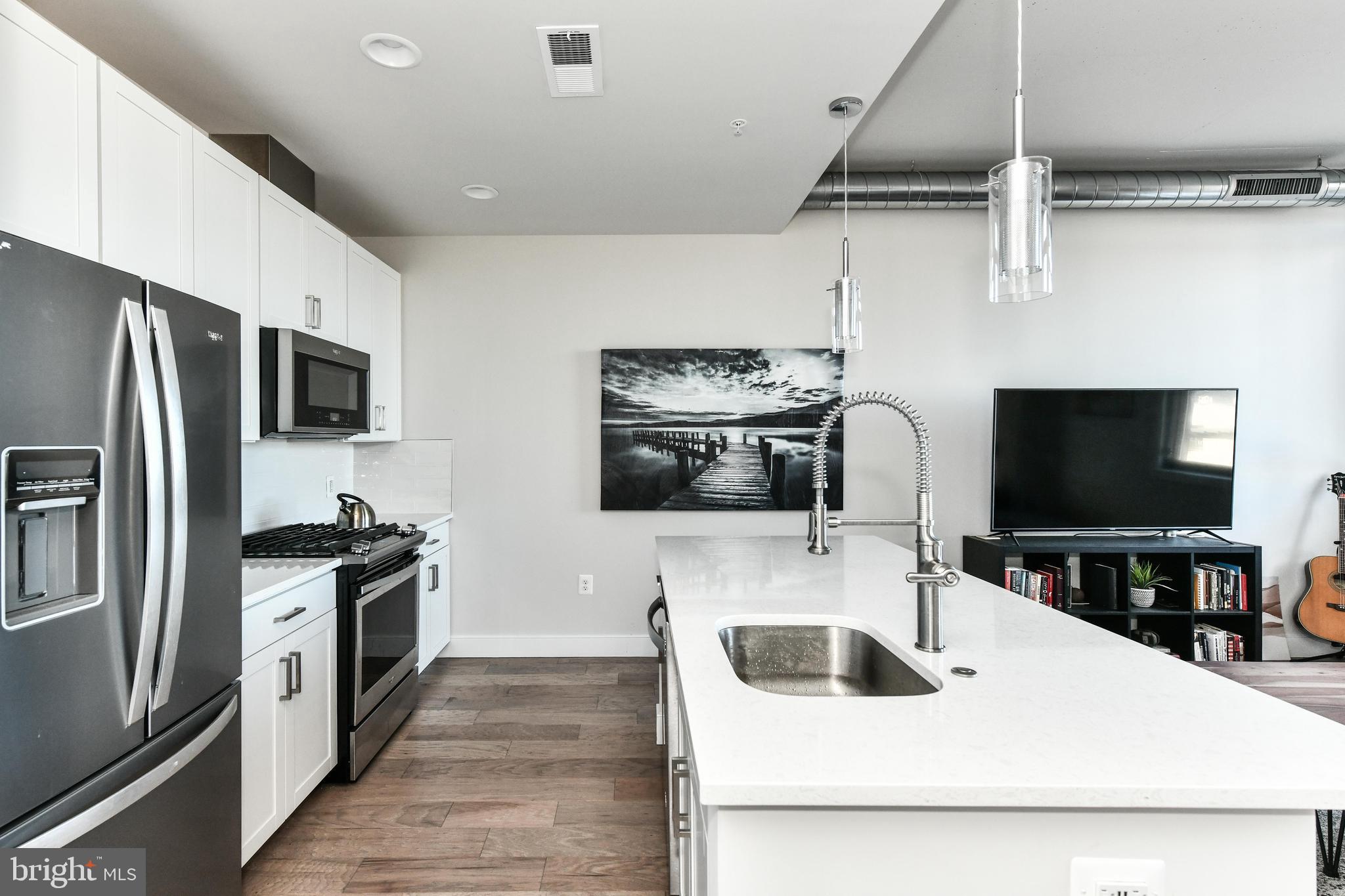 COURTHOUSE - Residential Lease