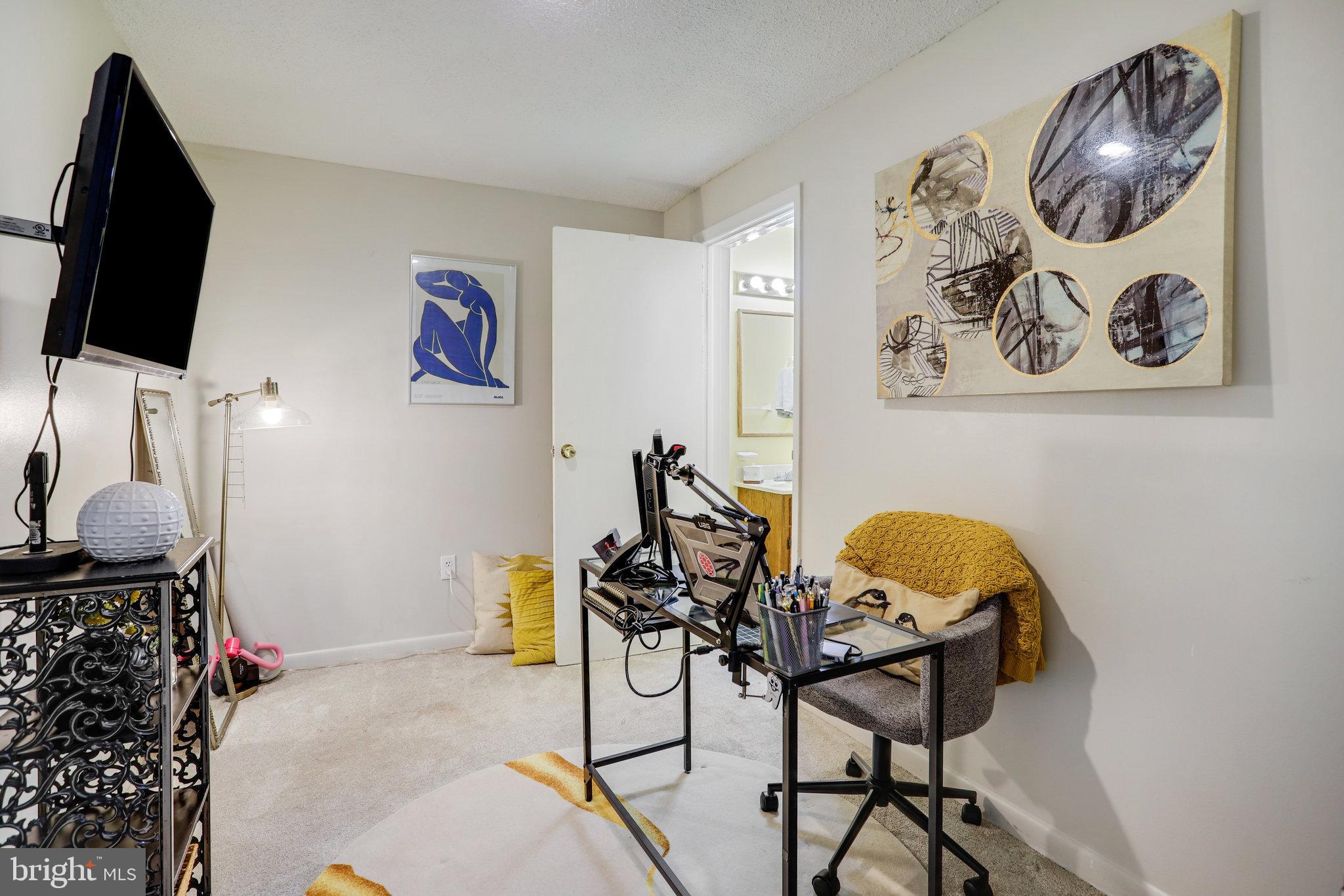 ASHFORD - Residential