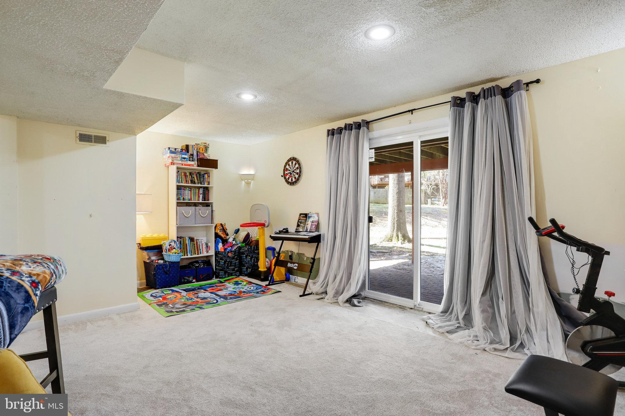 ASHFORD - Residential