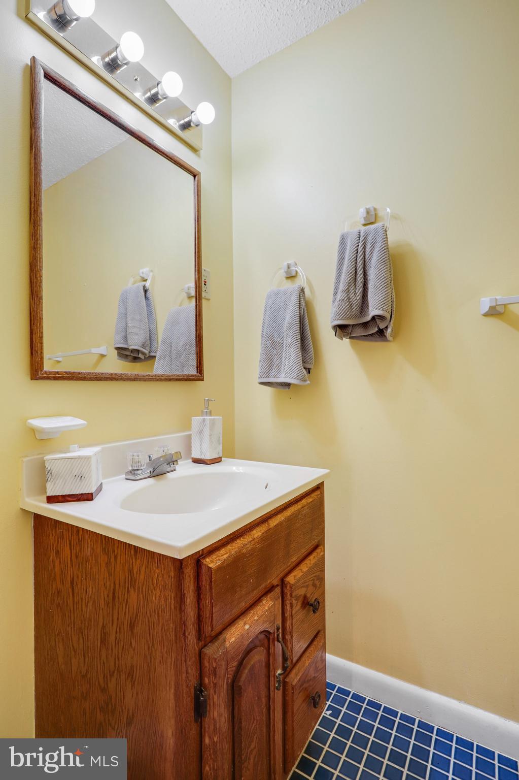 ASHFORD - Residential