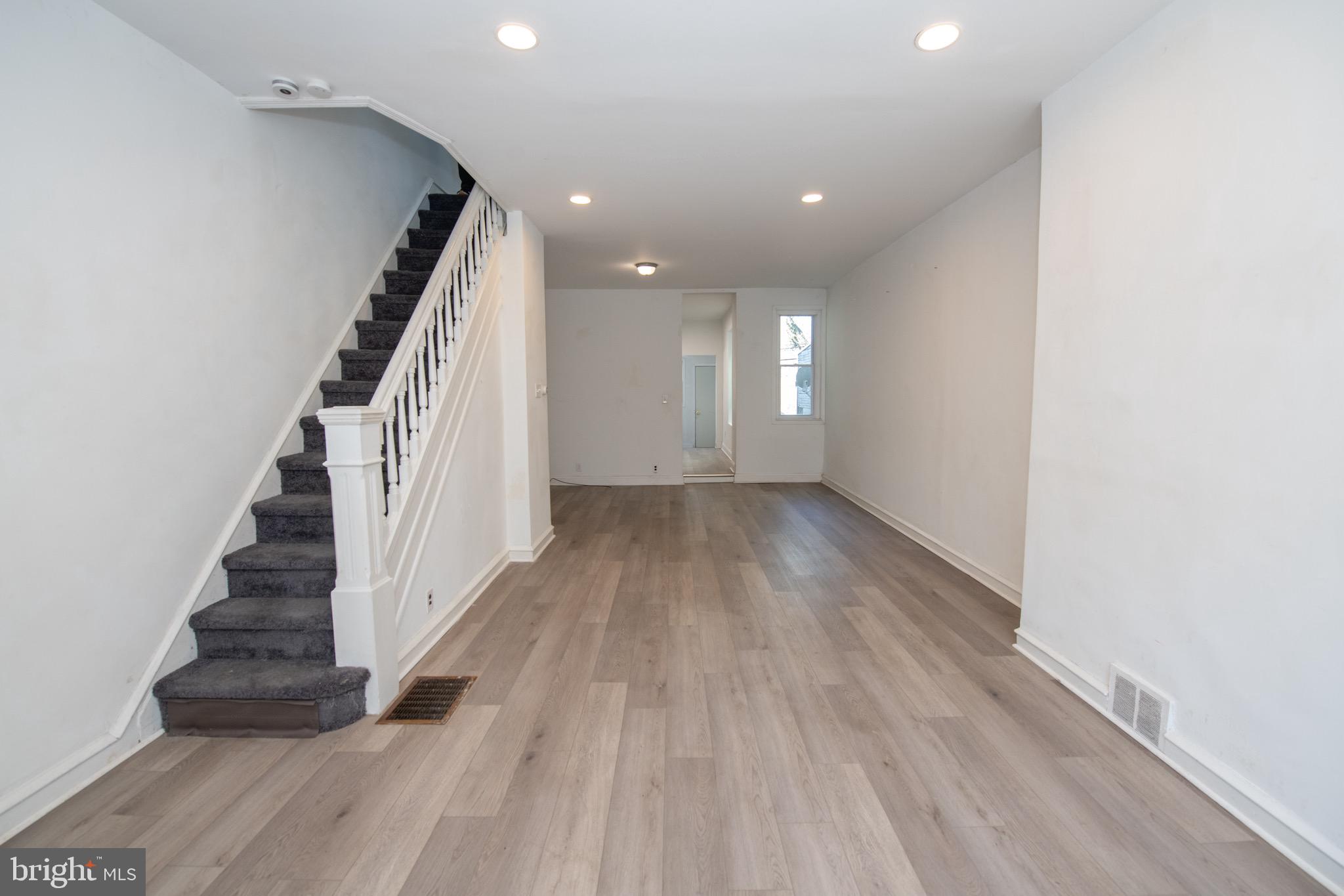 HARROWGATE - Residential