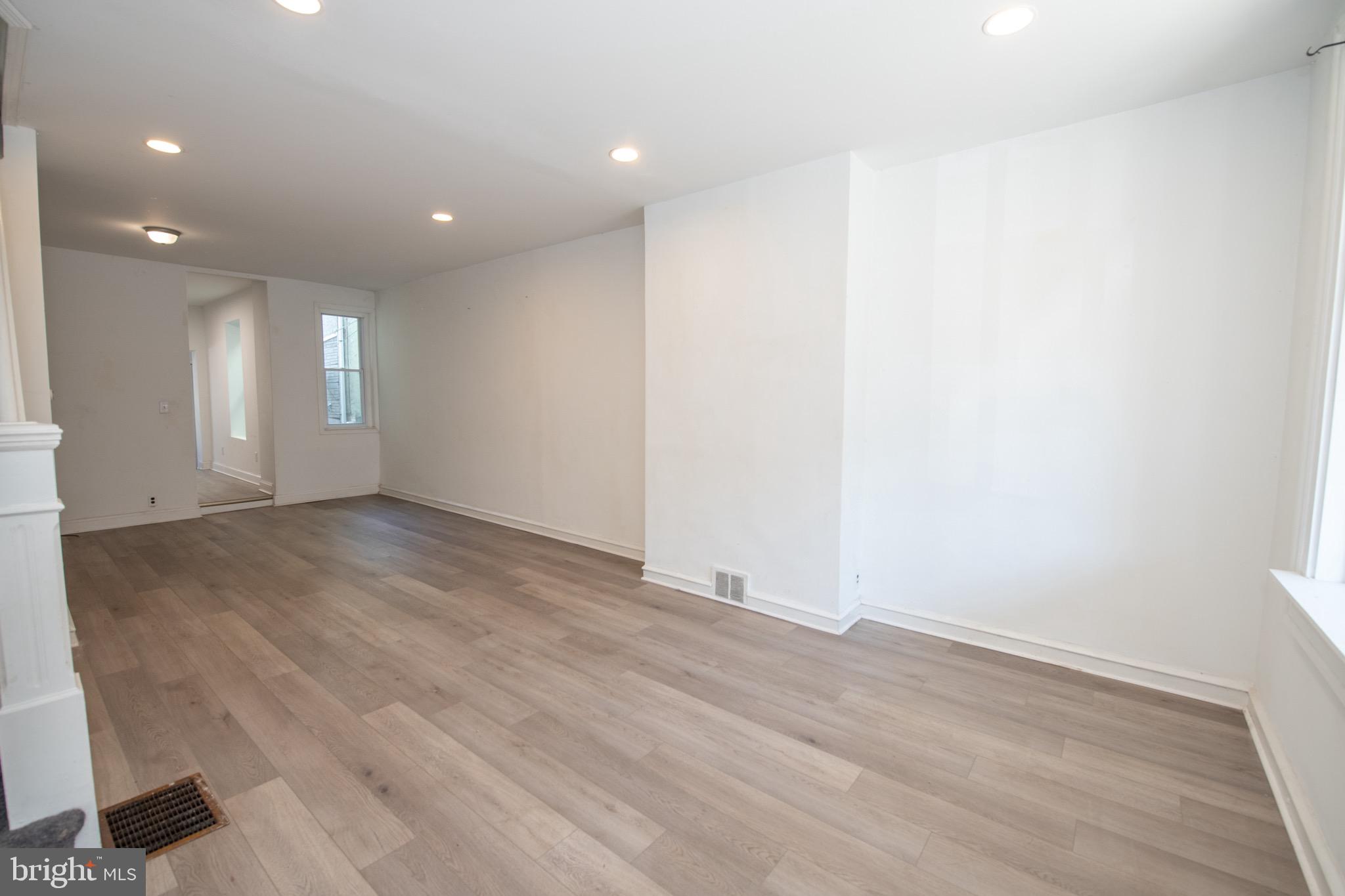 HARROWGATE - Residential