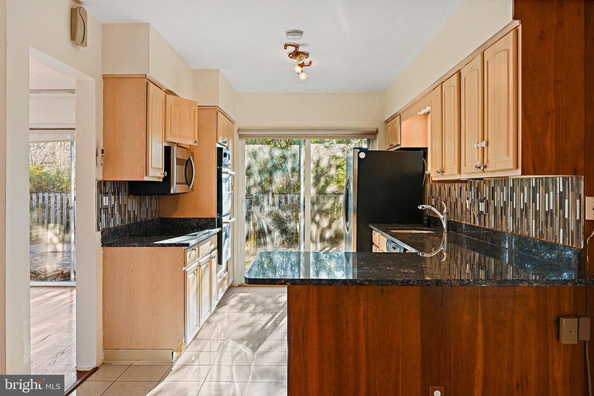 RUCKERS LANGLEY - Residential Lease