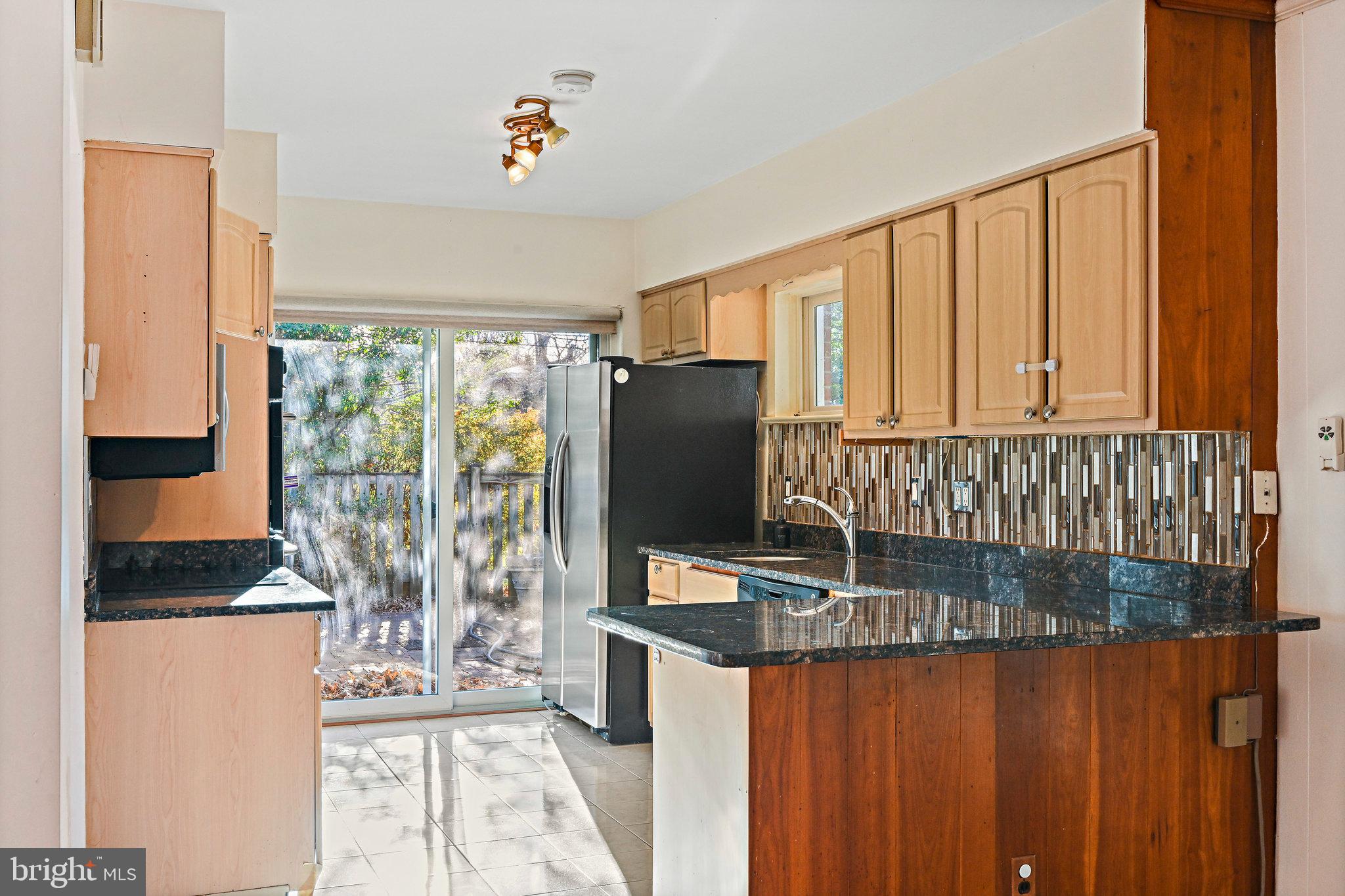 RUCKERS LANGLEY - Residential Lease