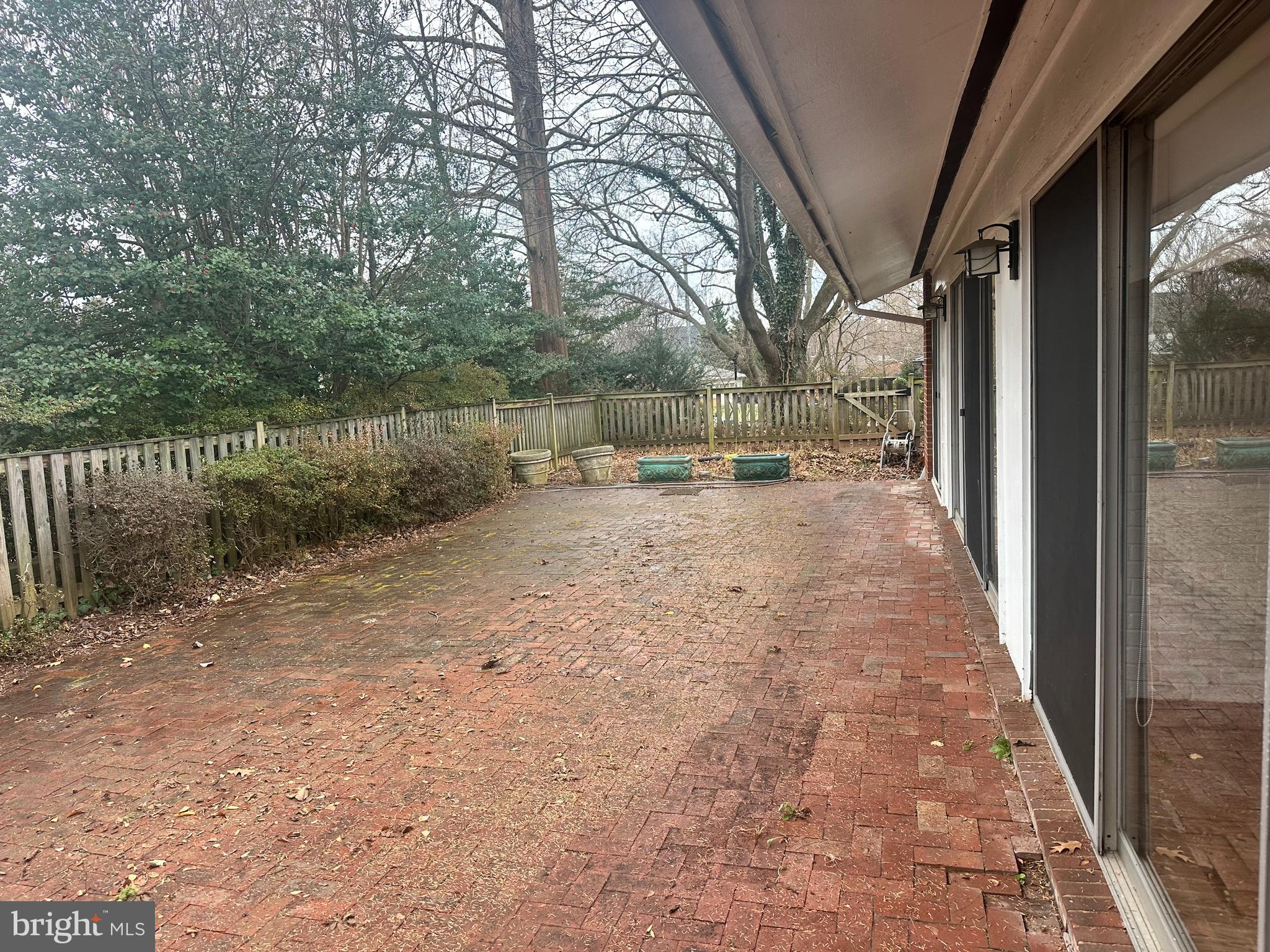 RUCKERS LANGLEY - Residential Lease