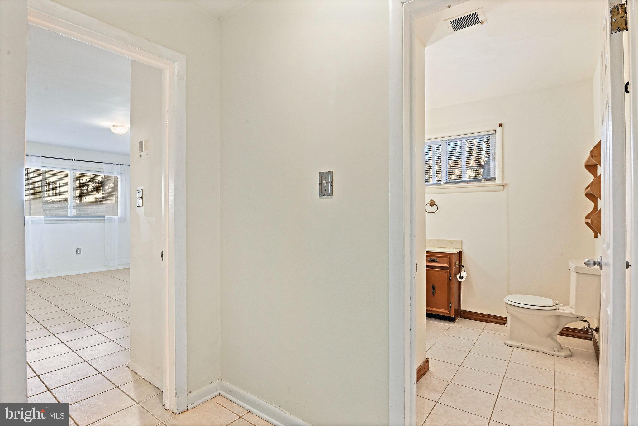 RUCKERS LANGLEY - Residential Lease