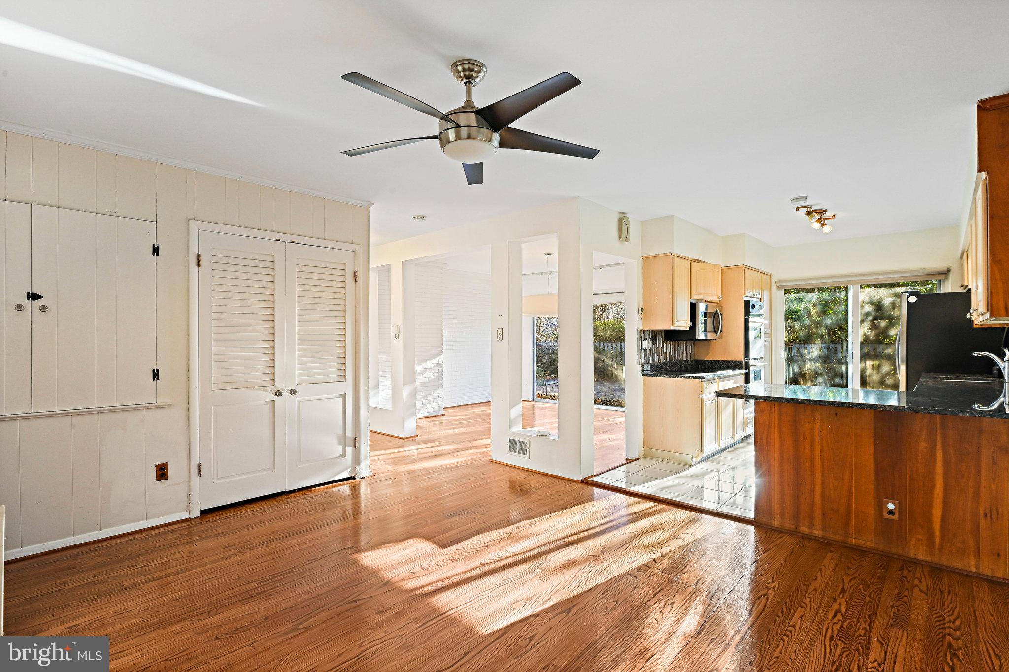 RUCKERS LANGLEY - Residential Lease