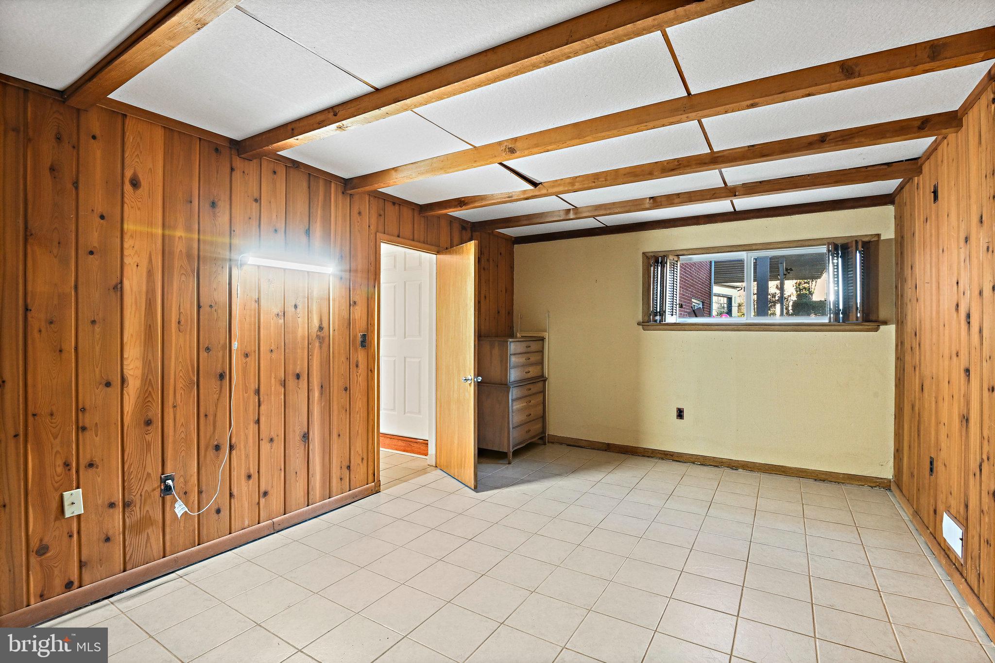 RUCKERS LANGLEY - Residential Lease