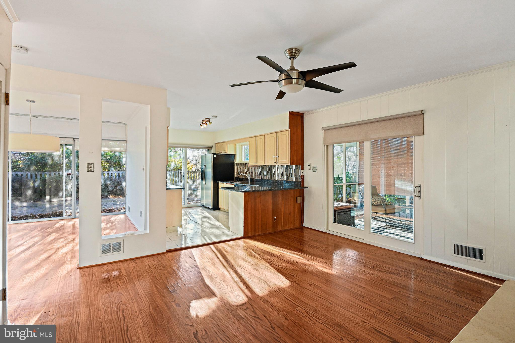 RUCKERS LANGLEY - Residential Lease