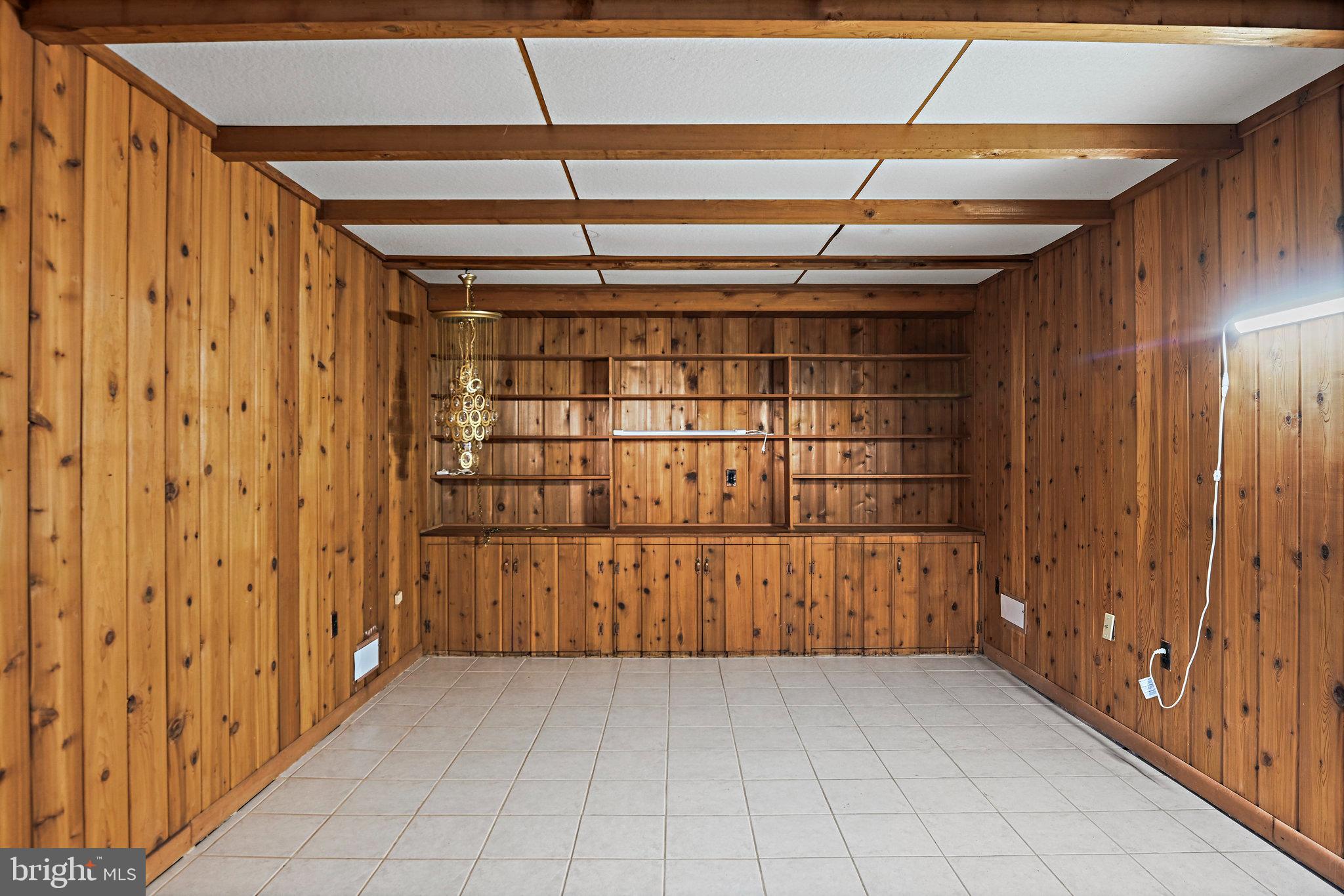 RUCKERS LANGLEY - Residential Lease