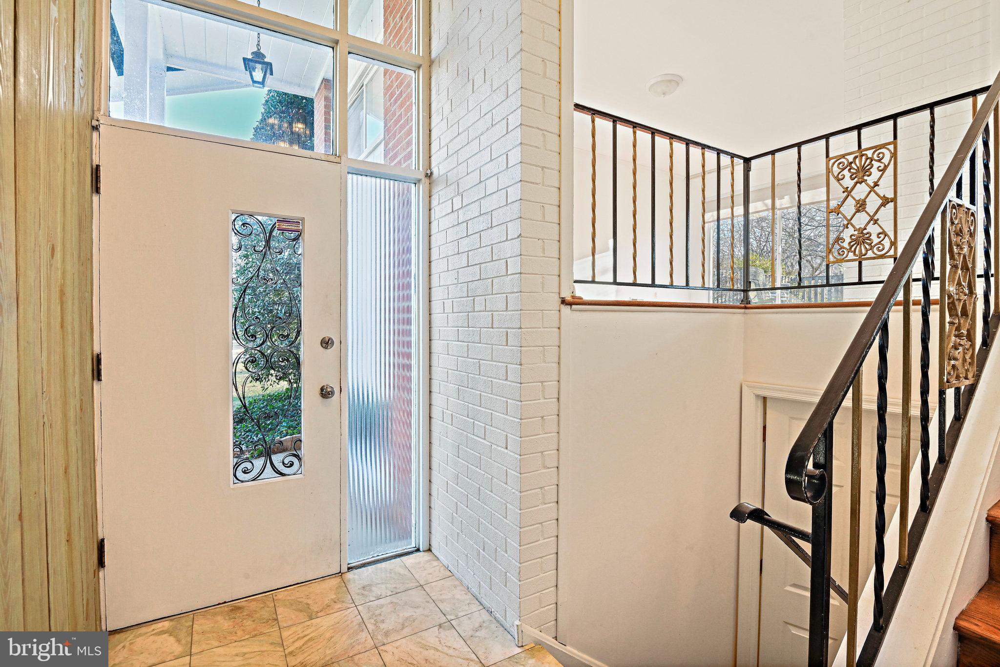 RUCKERS LANGLEY - Residential Lease