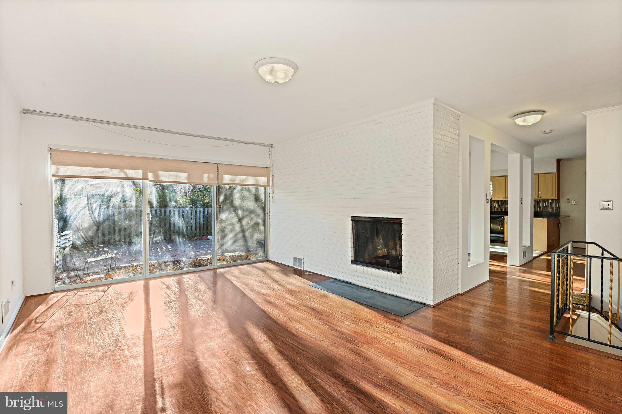 RUCKERS LANGLEY - Residential Lease