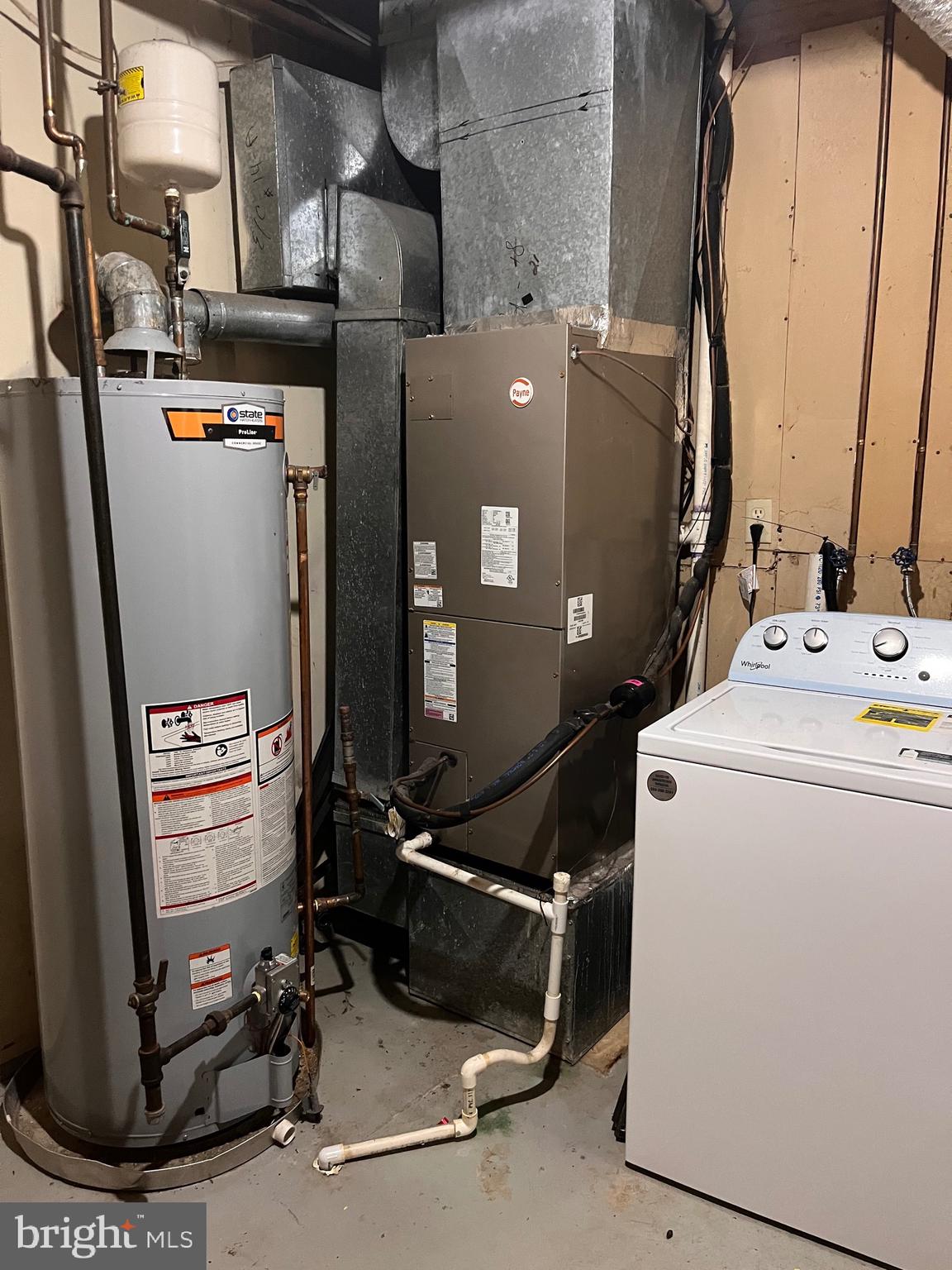 BALLANTRAYE - Residential Lease