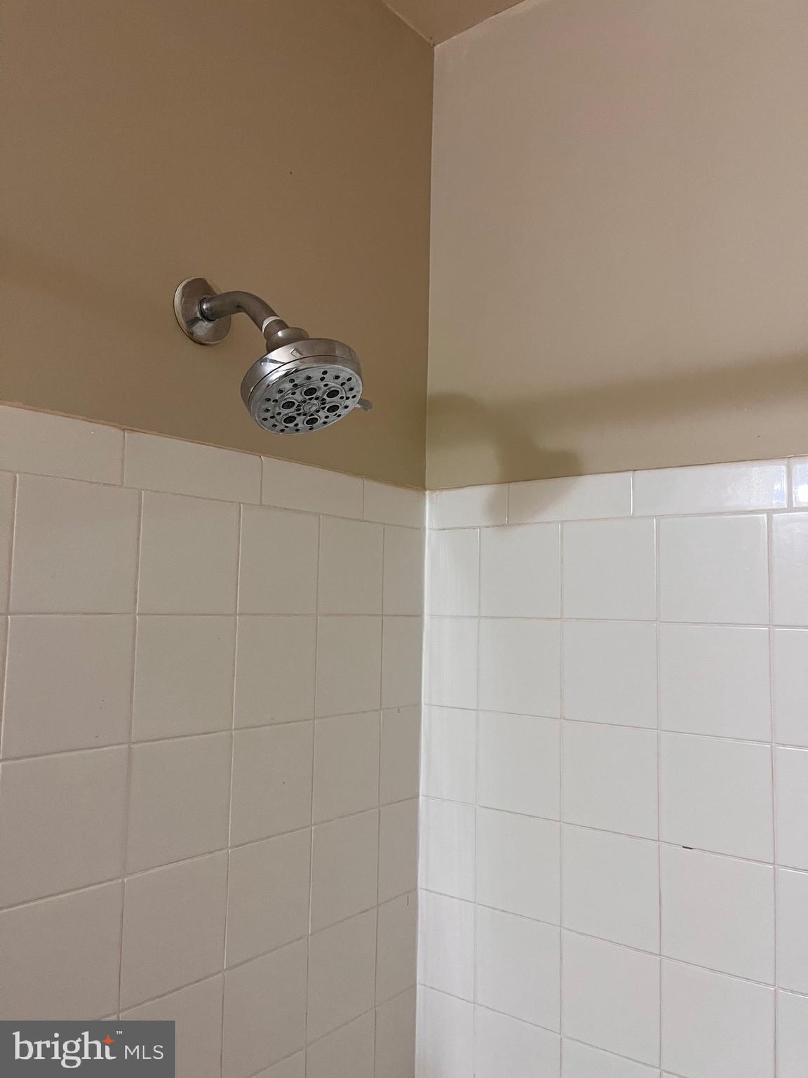 BALLANTRAYE - Residential Lease