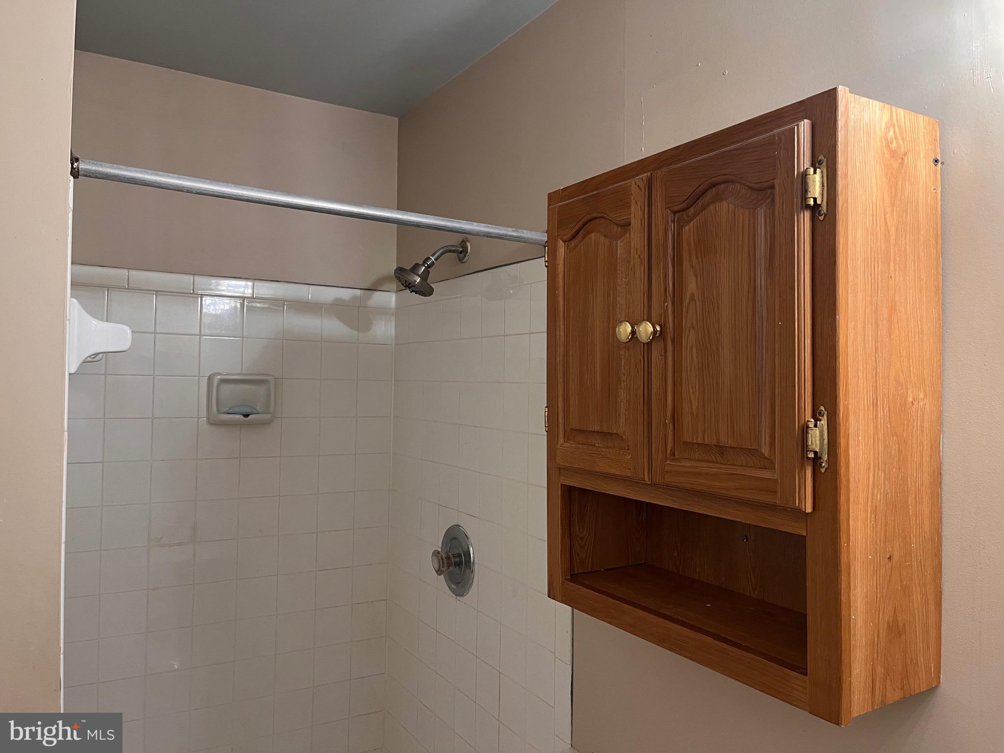 BALLANTRAYE - Residential Lease