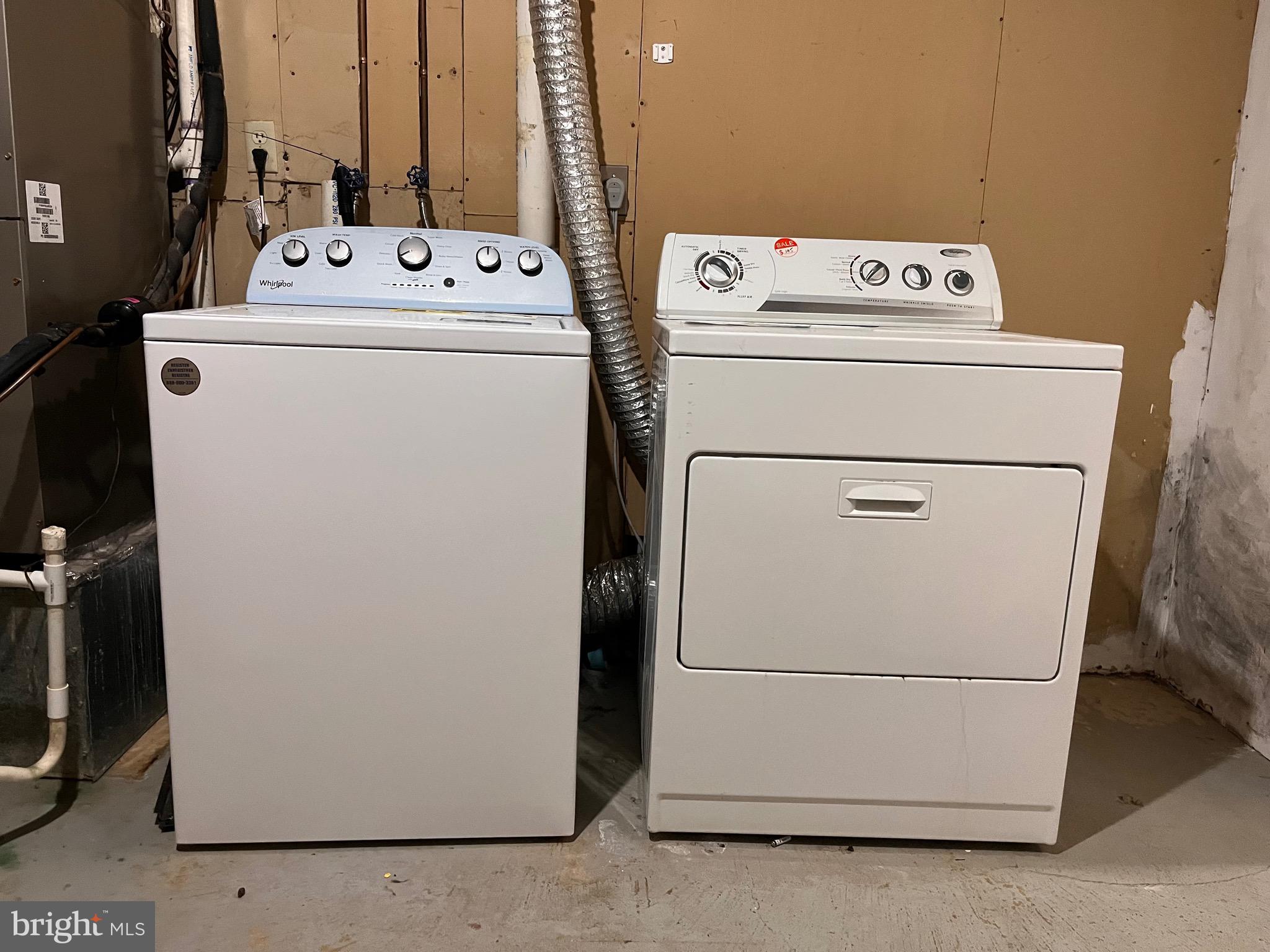 BALLANTRAYE - Residential Lease