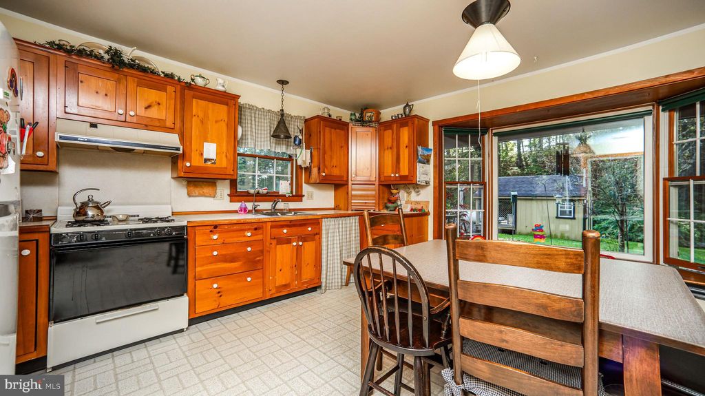 Photo of 240 Evans Road, LITITZ, PA 17543 (MLS # PALA2080062)