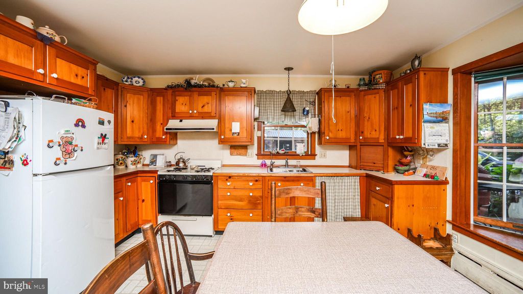 Photo of 240 Evans Road, LITITZ, PA 17543 (MLS # PALA2080062)