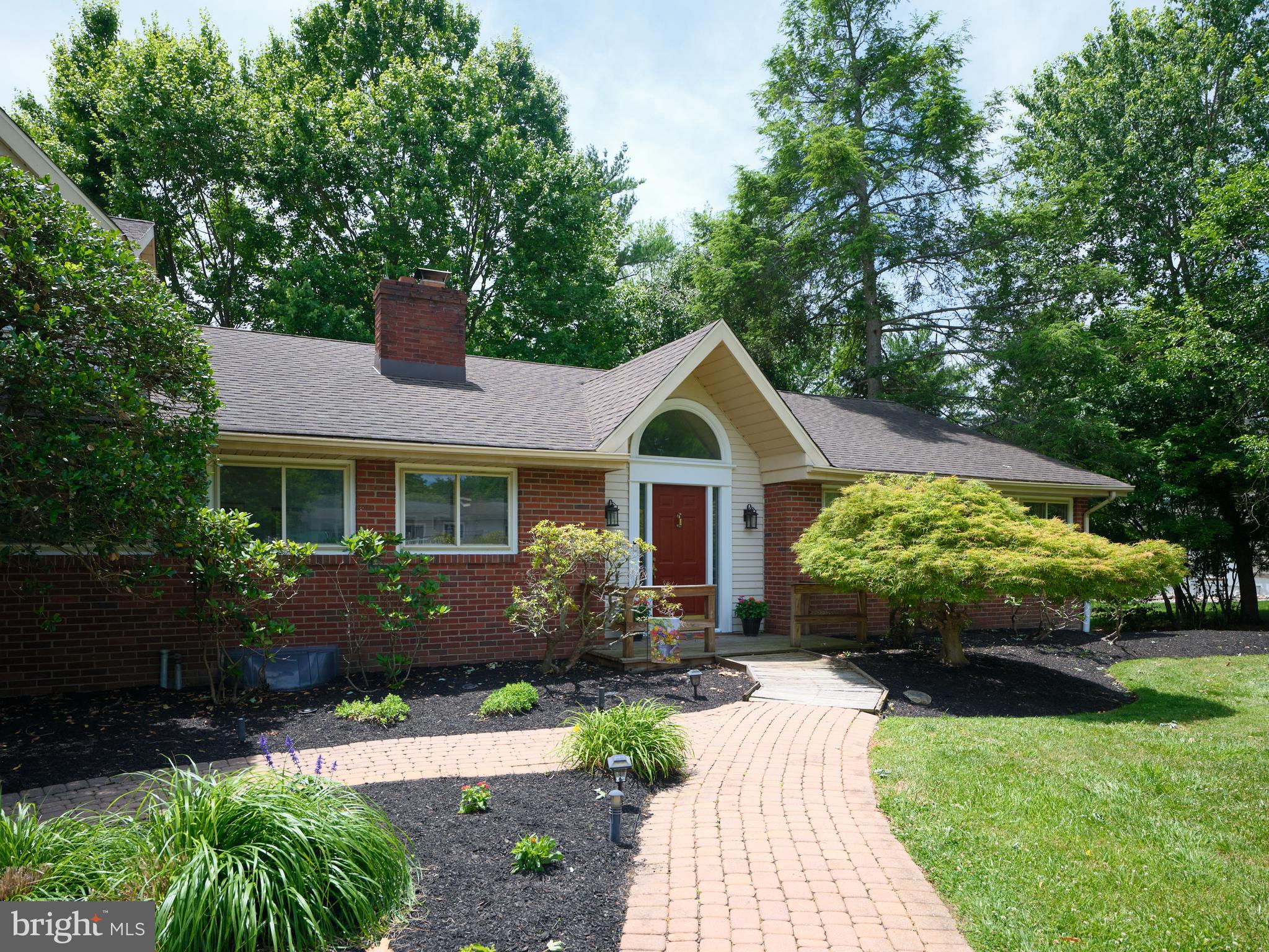 333 SPRING HOUSE ROAD