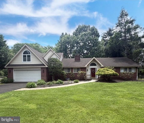 Homes For Sale - 333 Spring House Road<br/> NEWTOWN, PA 18940