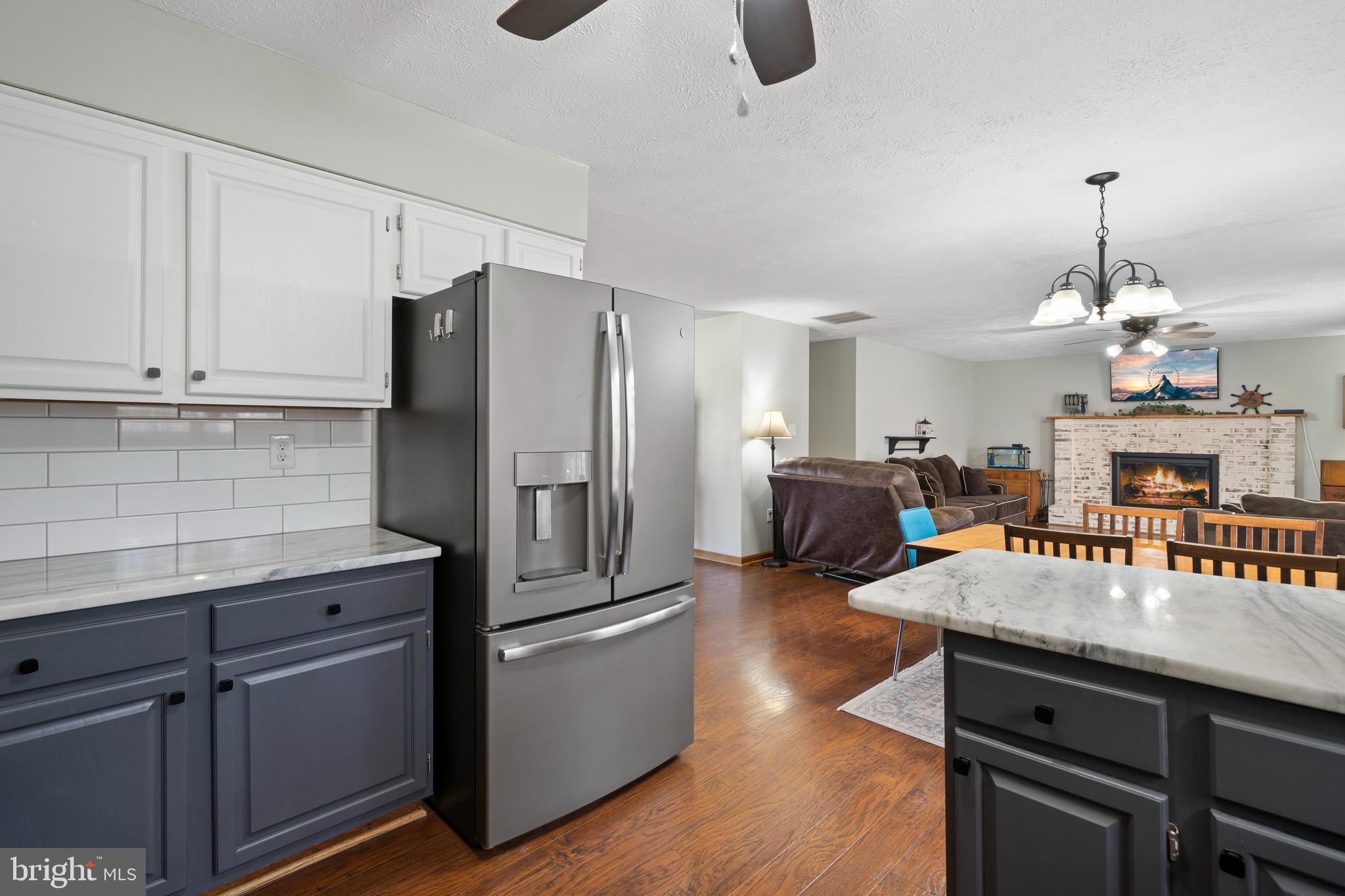 LAUREL BRANCH - Residential