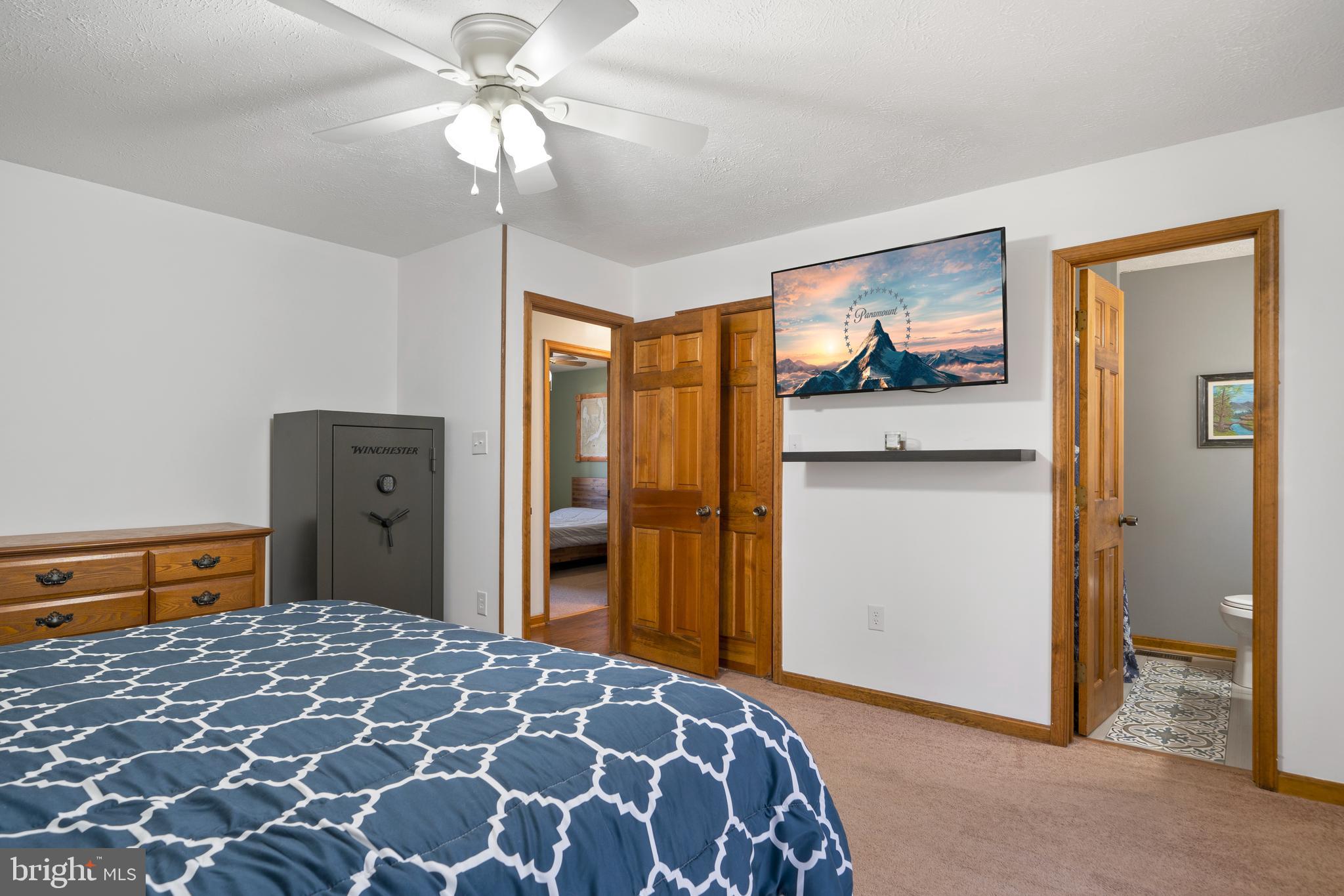 LAUREL BRANCH - Residential