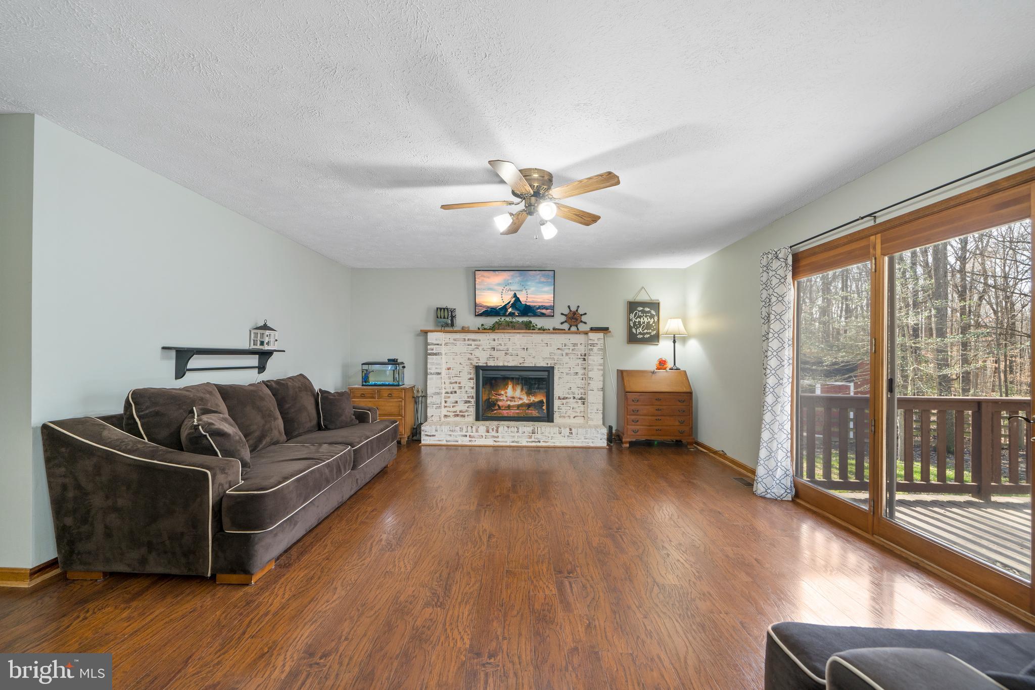 LAUREL BRANCH - Residential