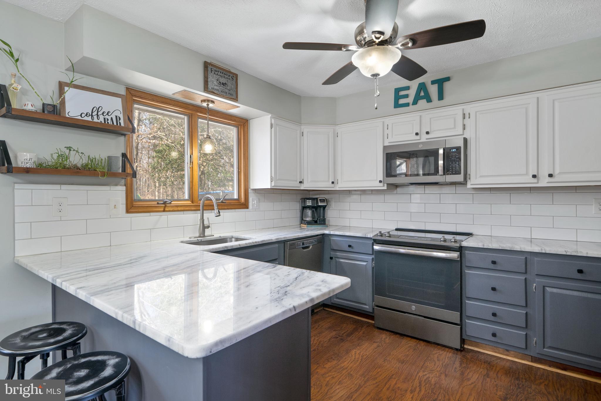 LAUREL BRANCH - Residential