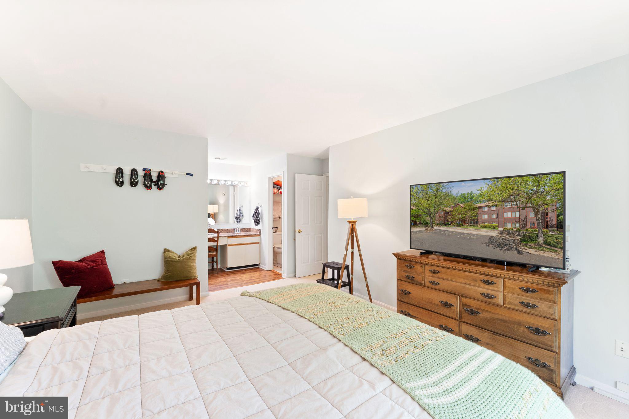 LEE OAKS - Residential