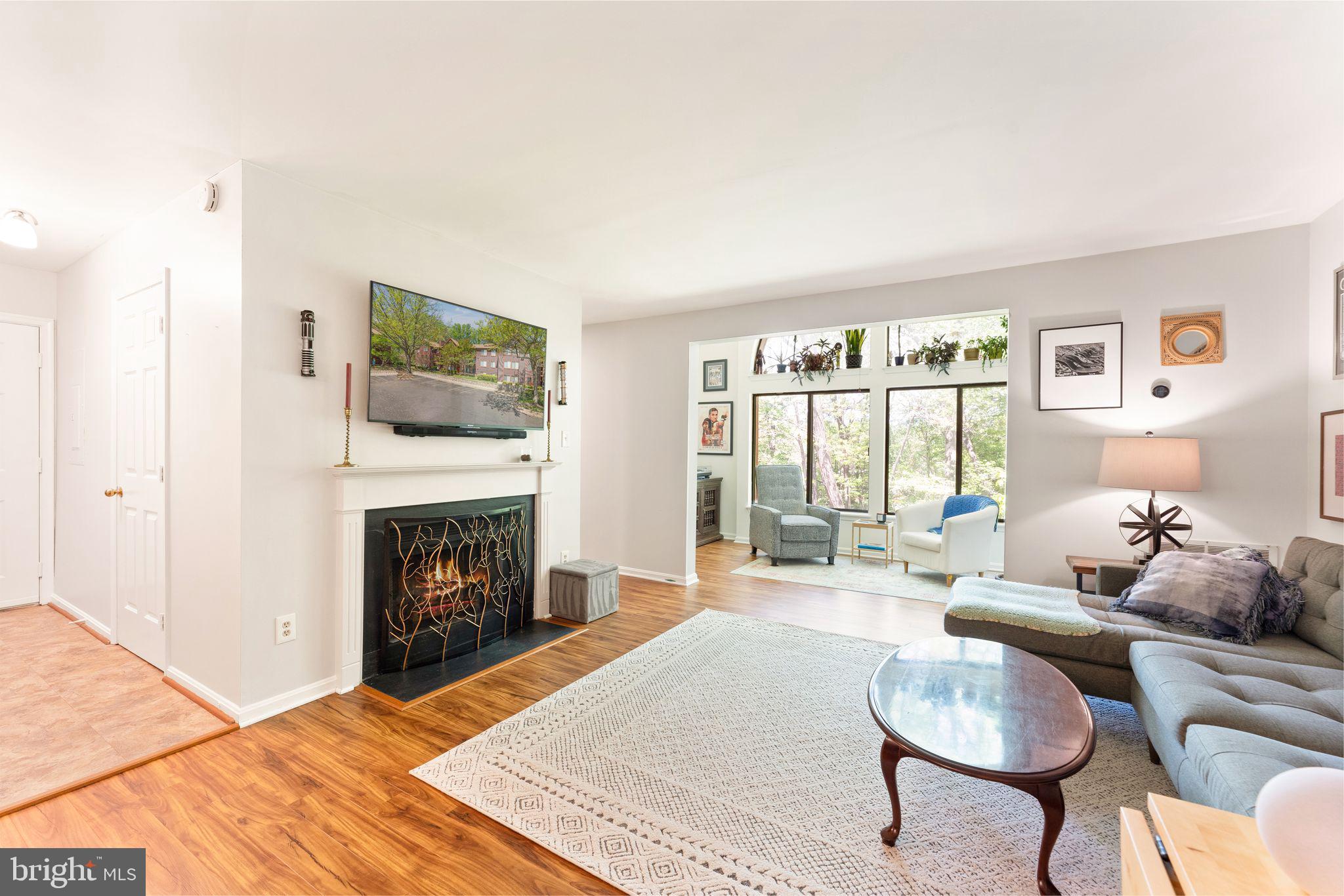 LEE OAKS - Residential