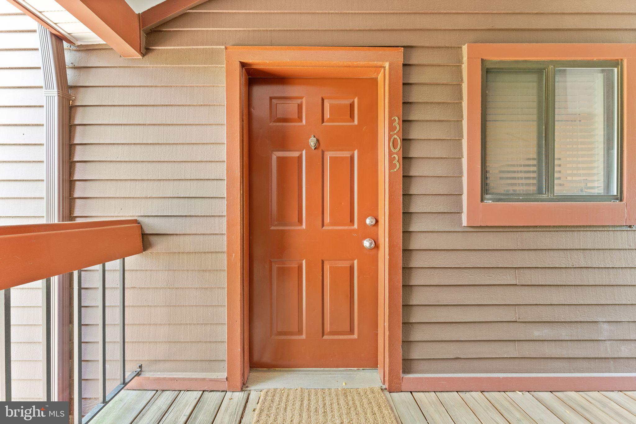 LEE OAKS - Residential