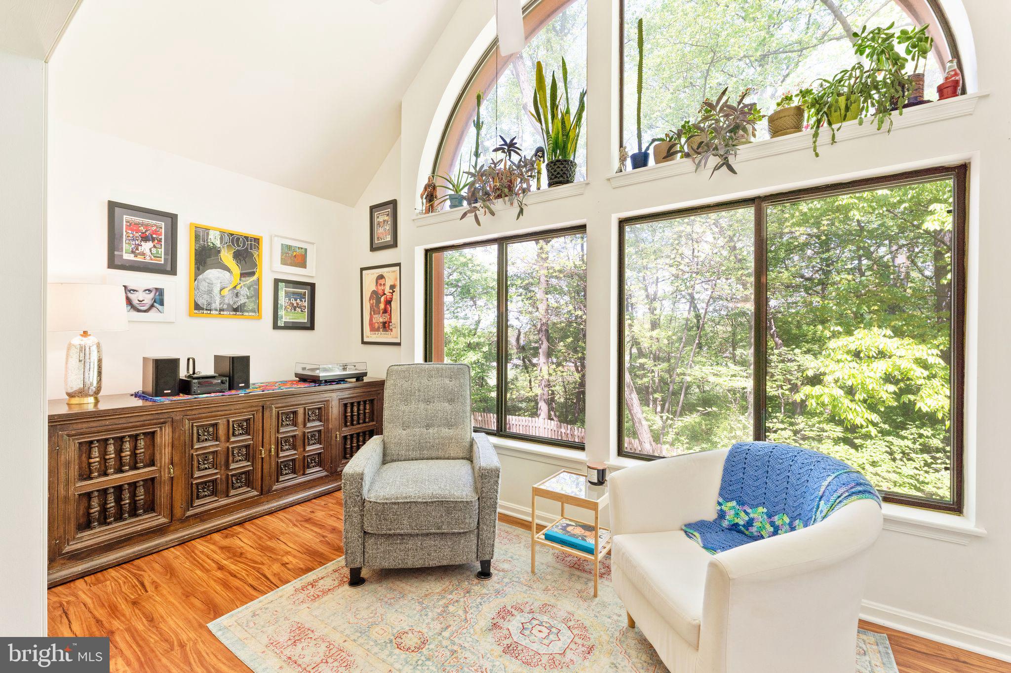 LEE OAKS - Residential