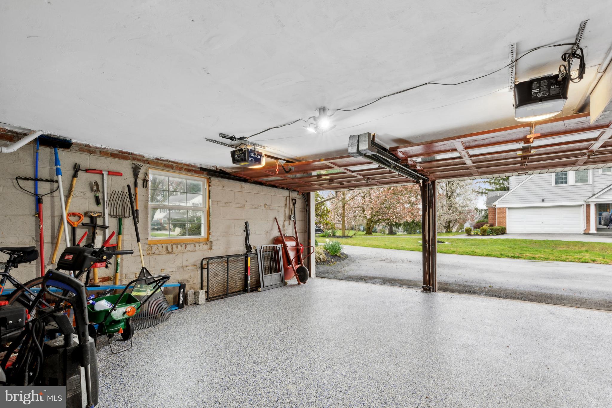 VALLEY FORGE ESTS - Residential