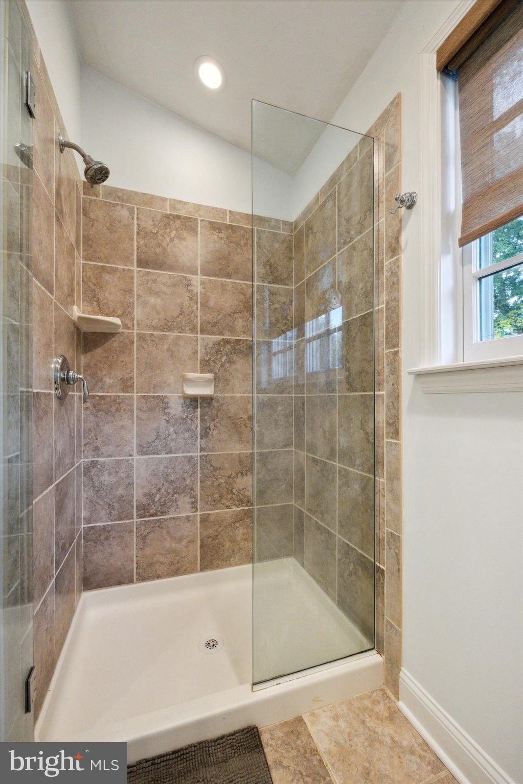 VALLEY FORGE ESTS - Residential