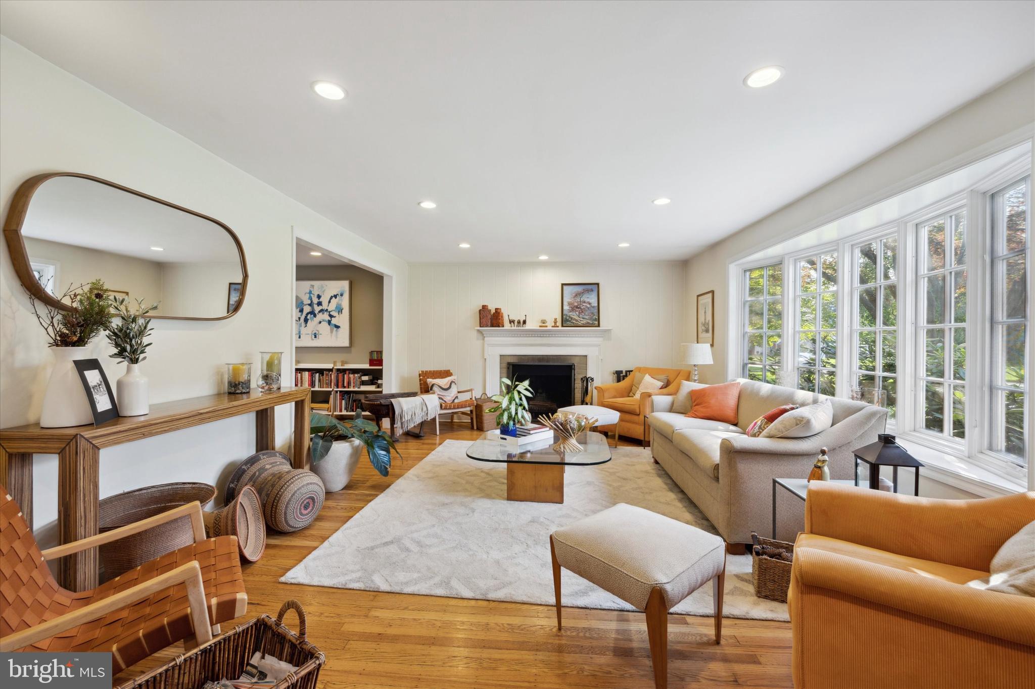 VALLEY FORGE ESTS - Residential