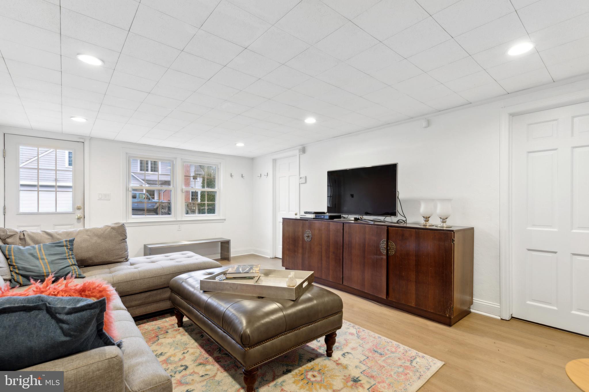 VALLEY FORGE ESTS - Residential