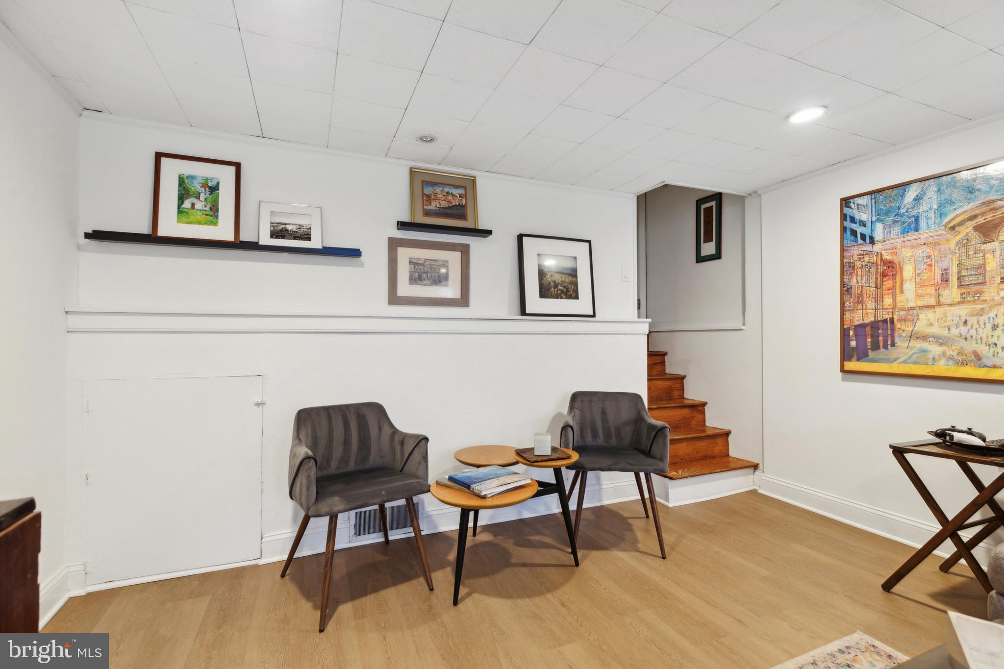 VALLEY FORGE ESTS - Residential