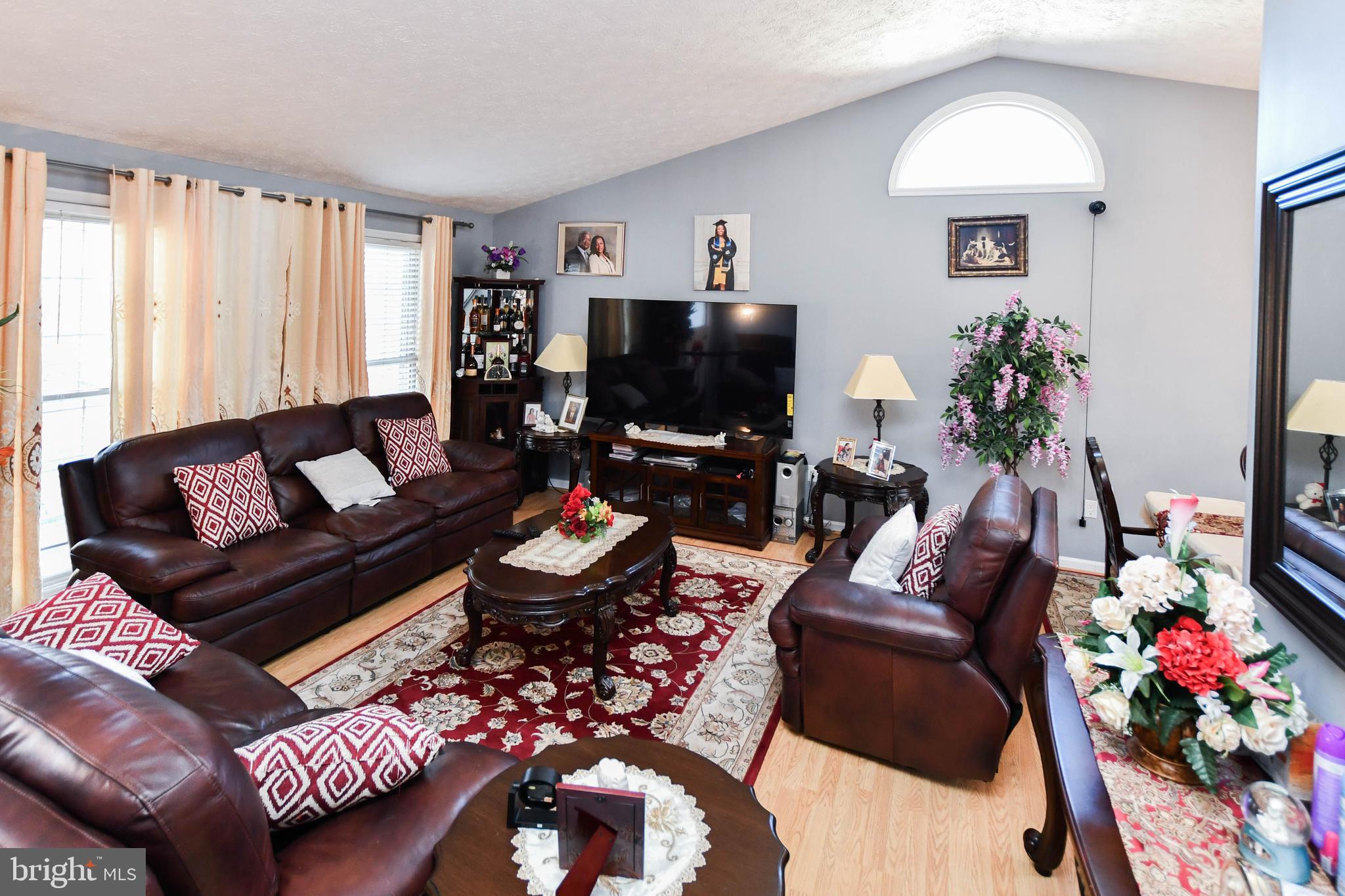 KINGS WOODS - Residential