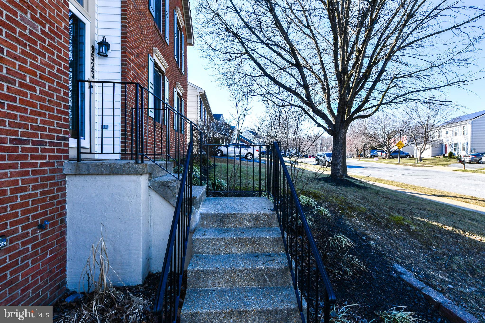 KINGS WOODS - Residential