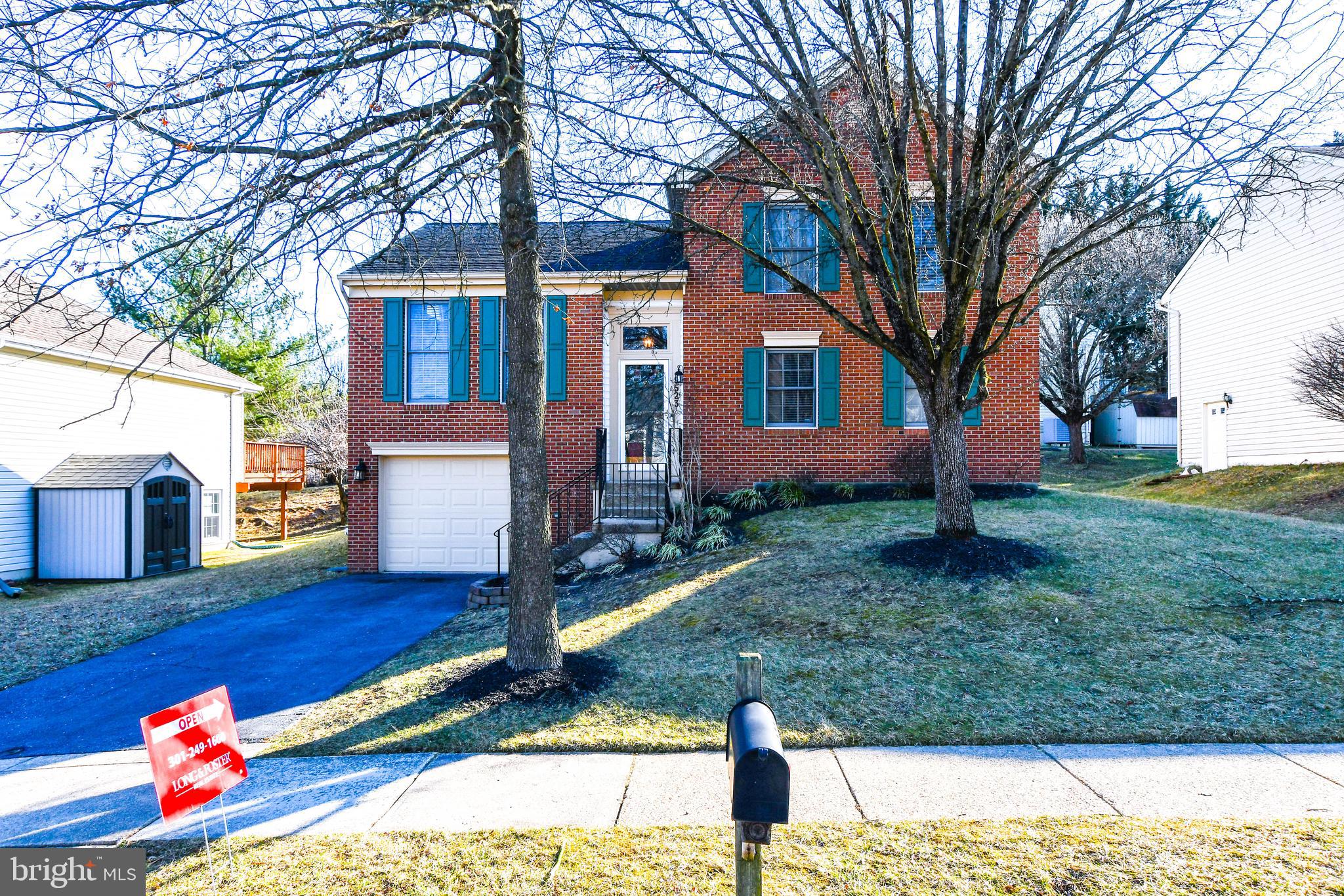 KINGS WOODS - Residential