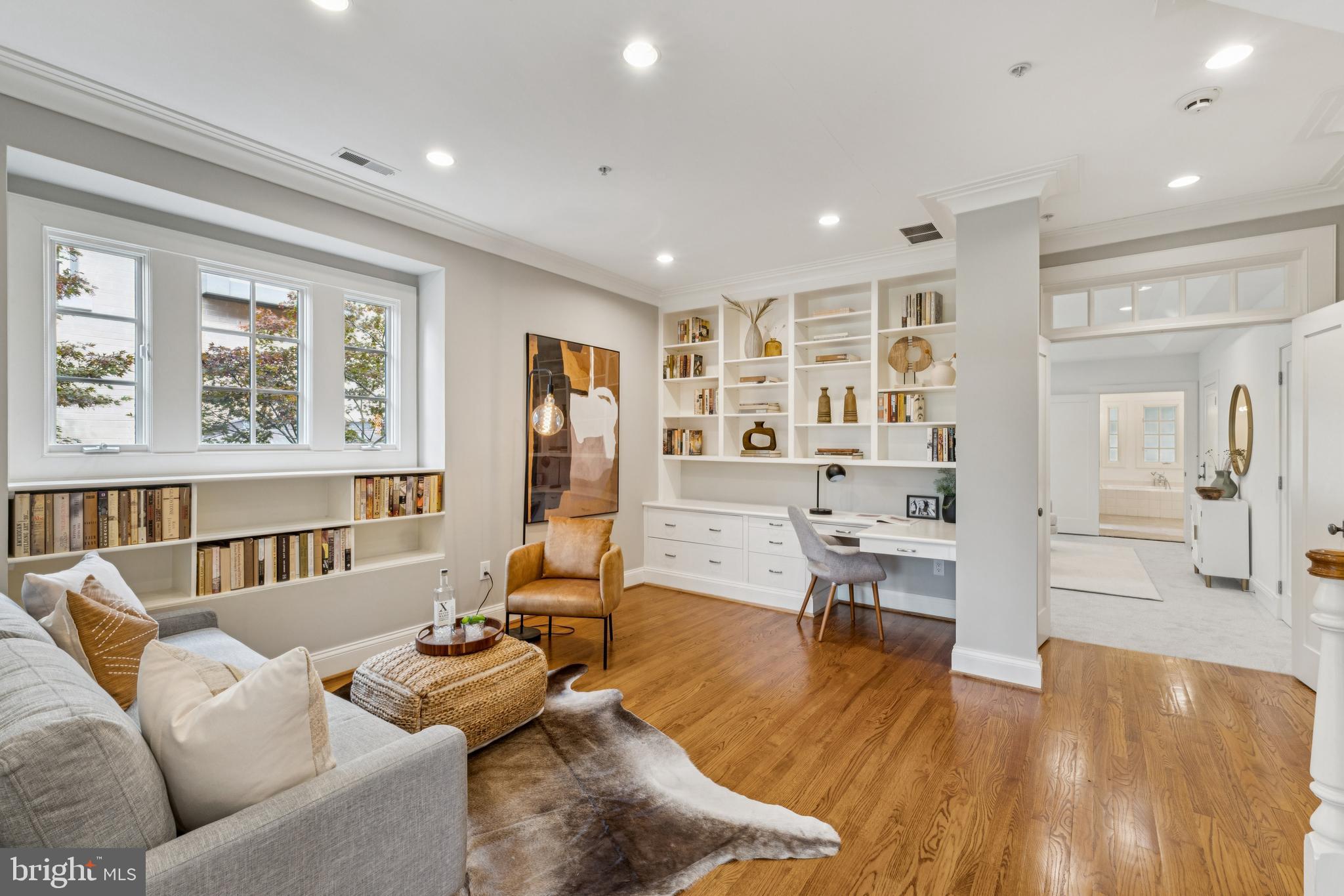 OBSERVATORY CIRCLE - Residential