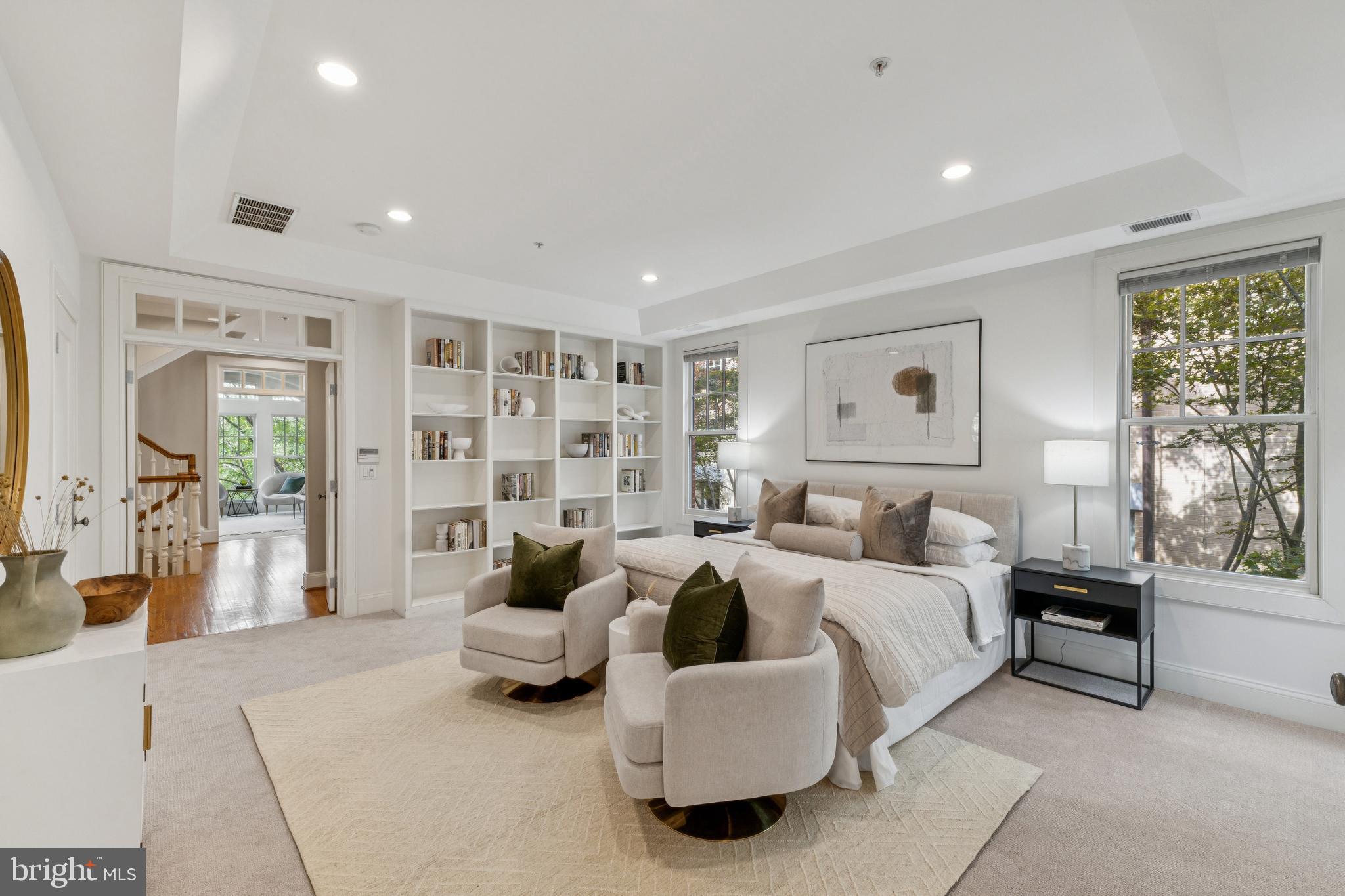 OBSERVATORY CIRCLE - Residential
