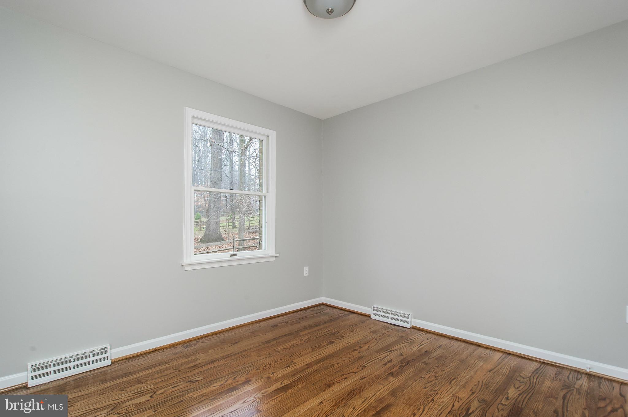 MANOR GLADE - Residential