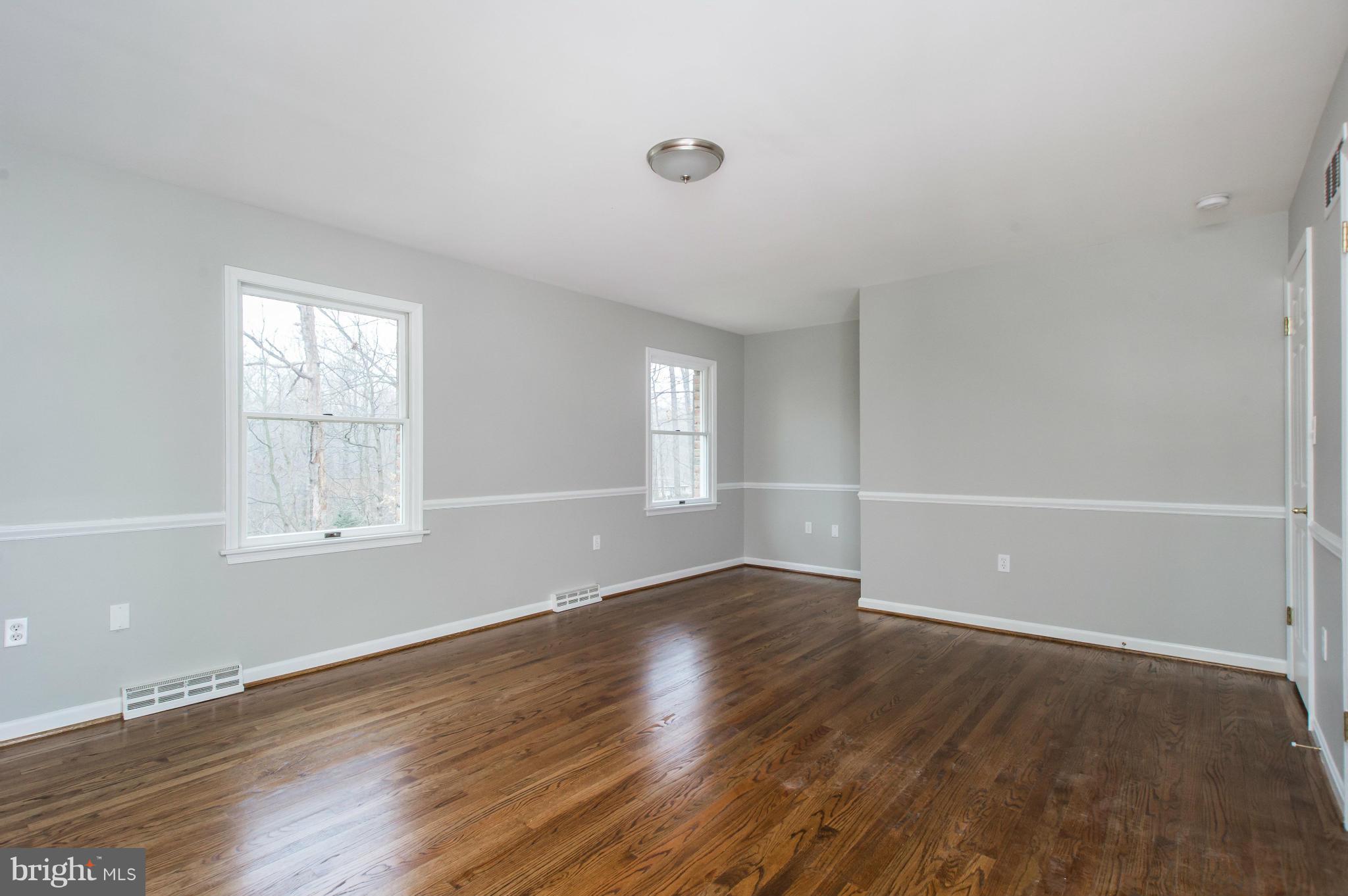 MANOR GLADE - Residential