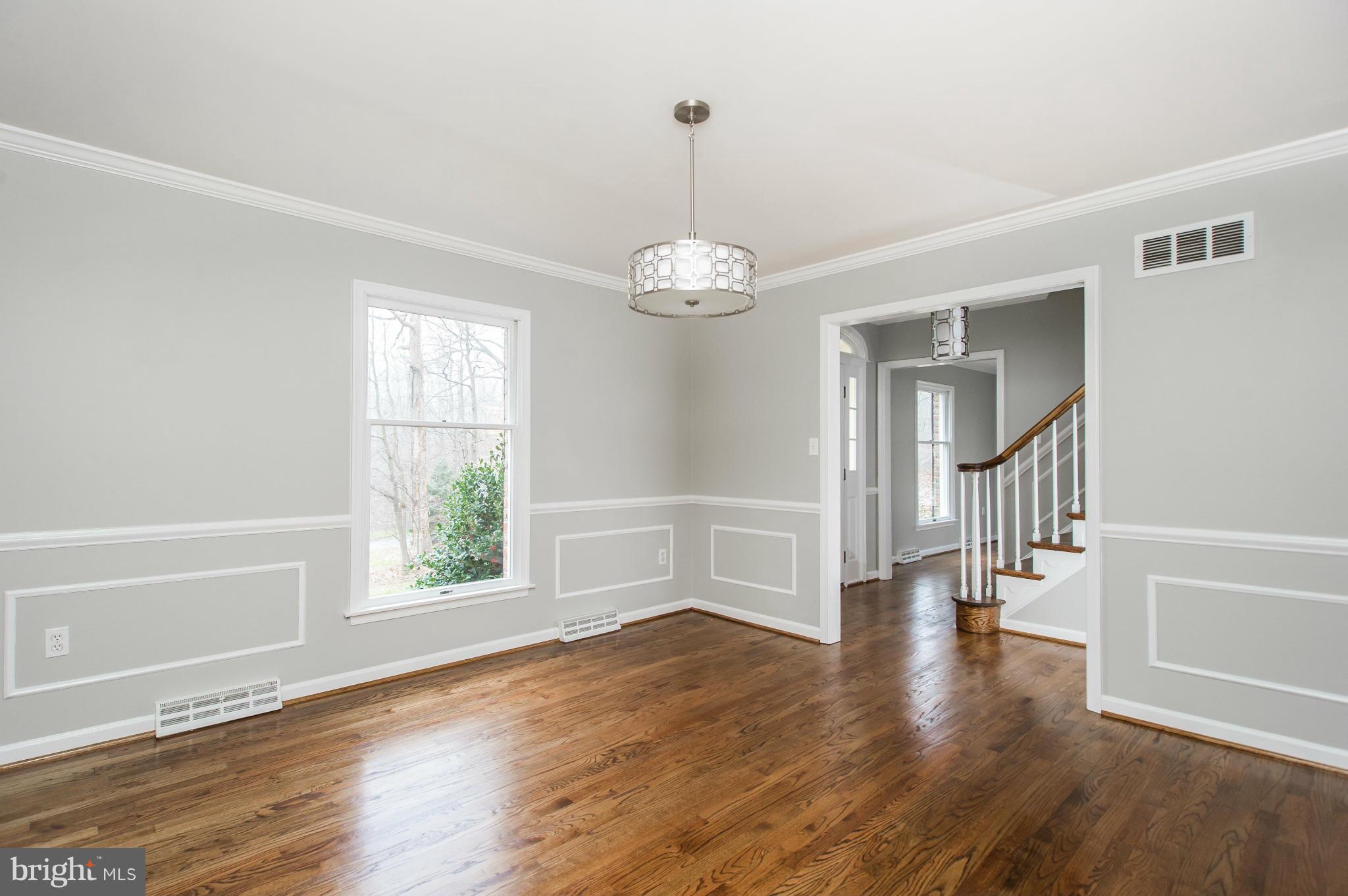 MANOR GLADE - Residential