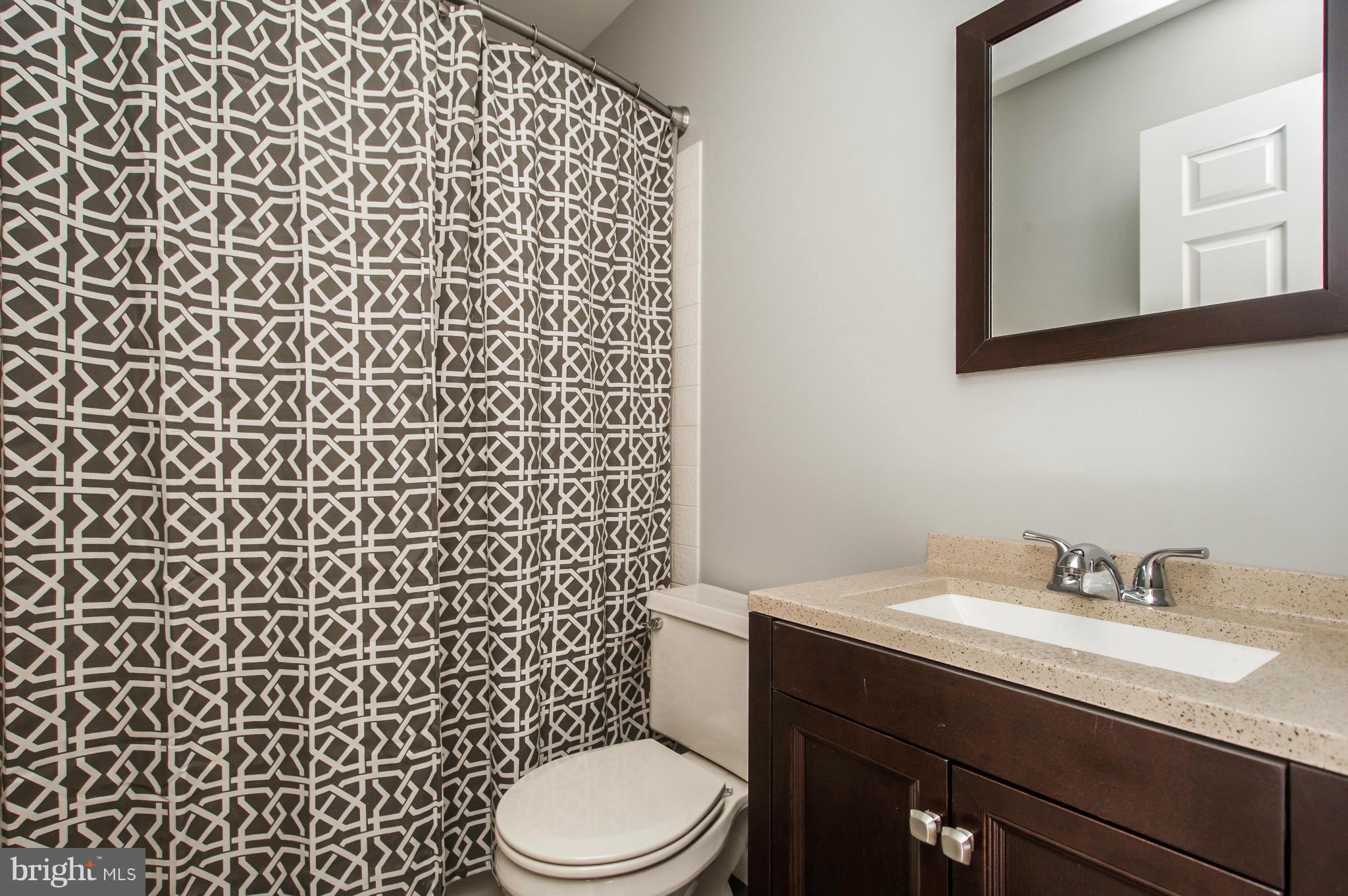 MANOR GLADE - Residential