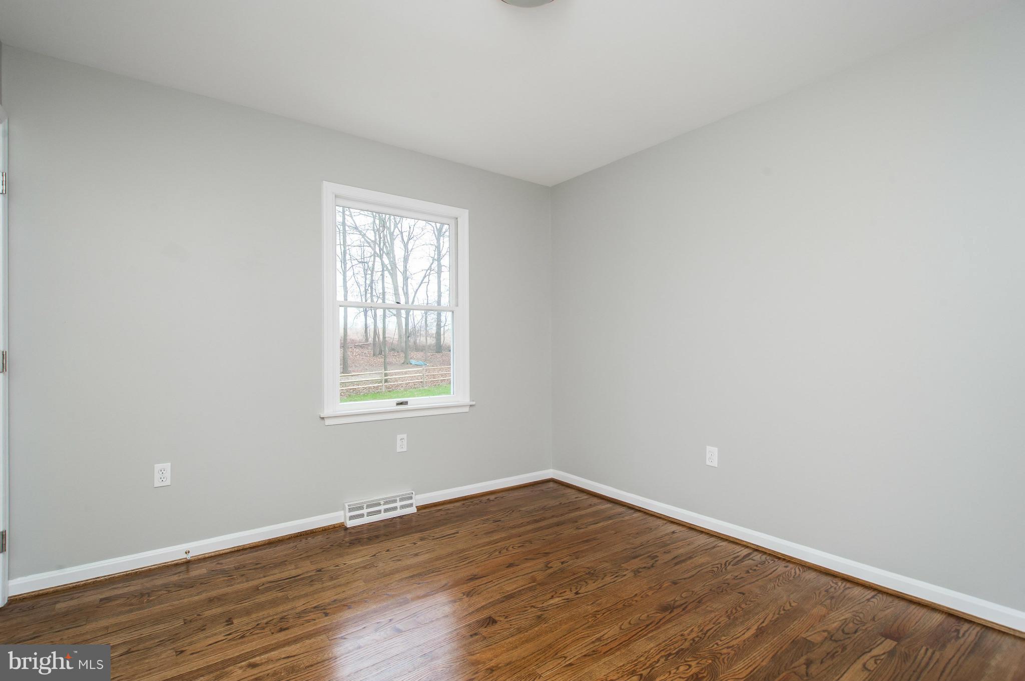 MANOR GLADE - Residential